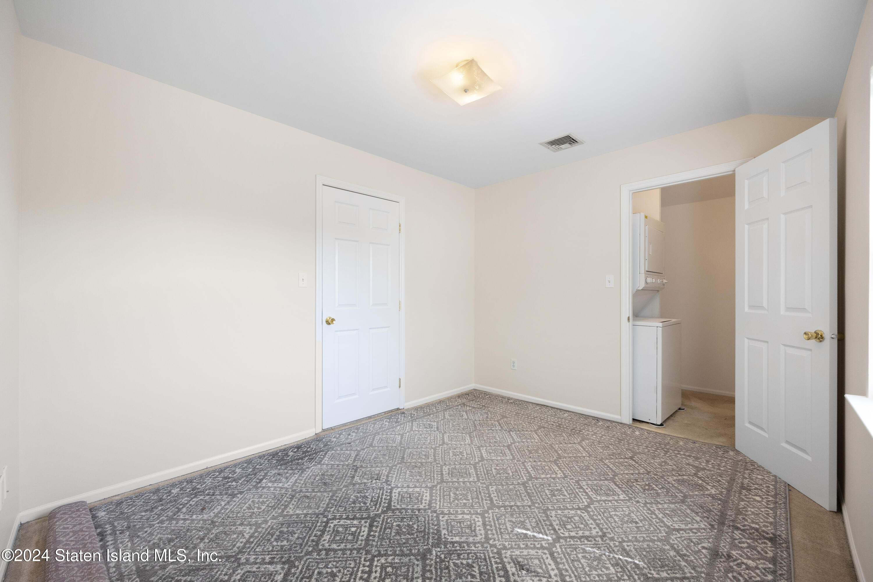 46 Olympia Boulevard, Staten Island, NY, 10305 image 15