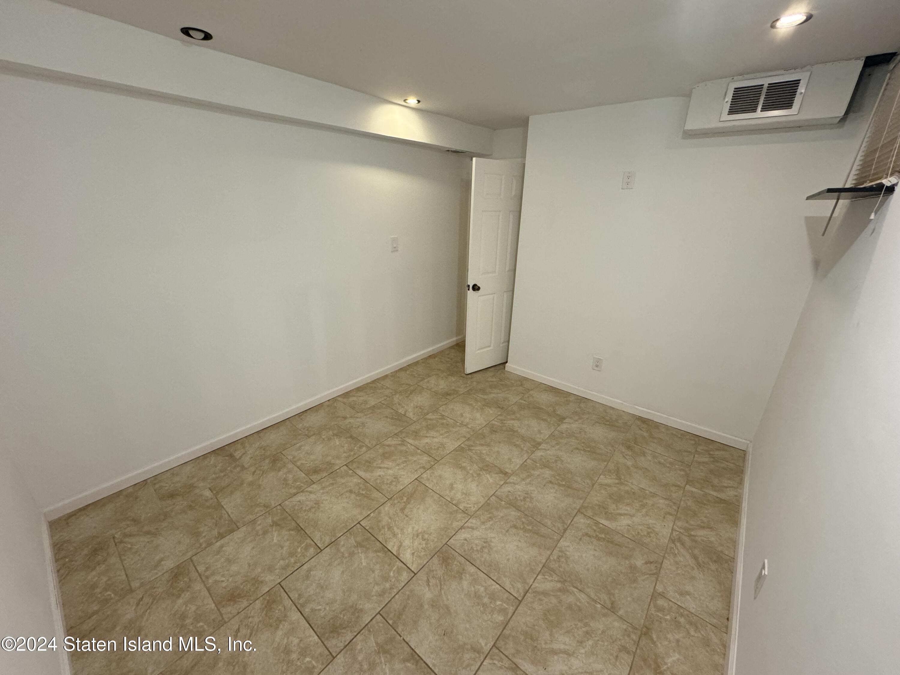 430 Slosson Avenue, Staten Island, NY, 10314 image 24