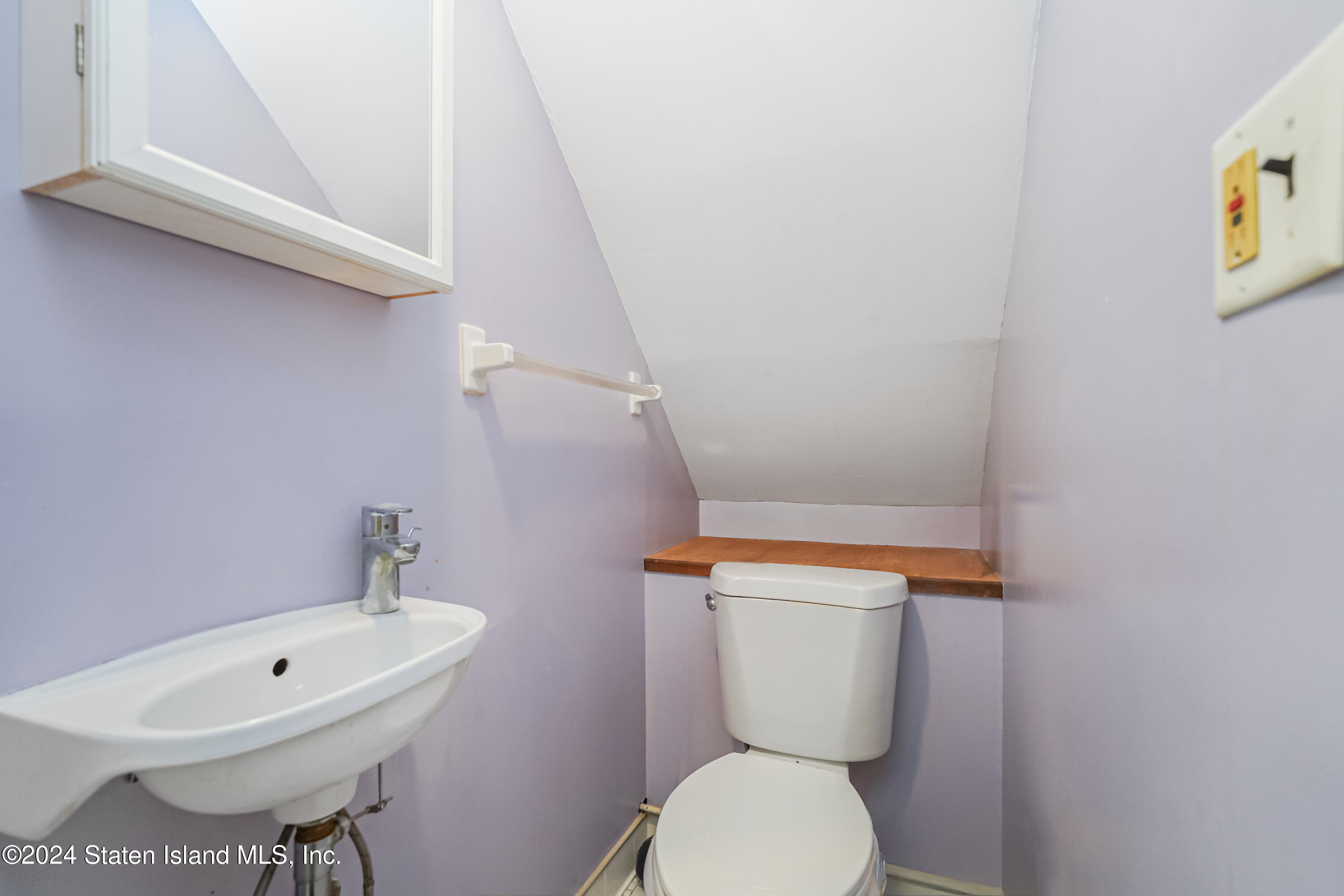 12 Jamie Court, Staten Island, NY, 10314 image 11