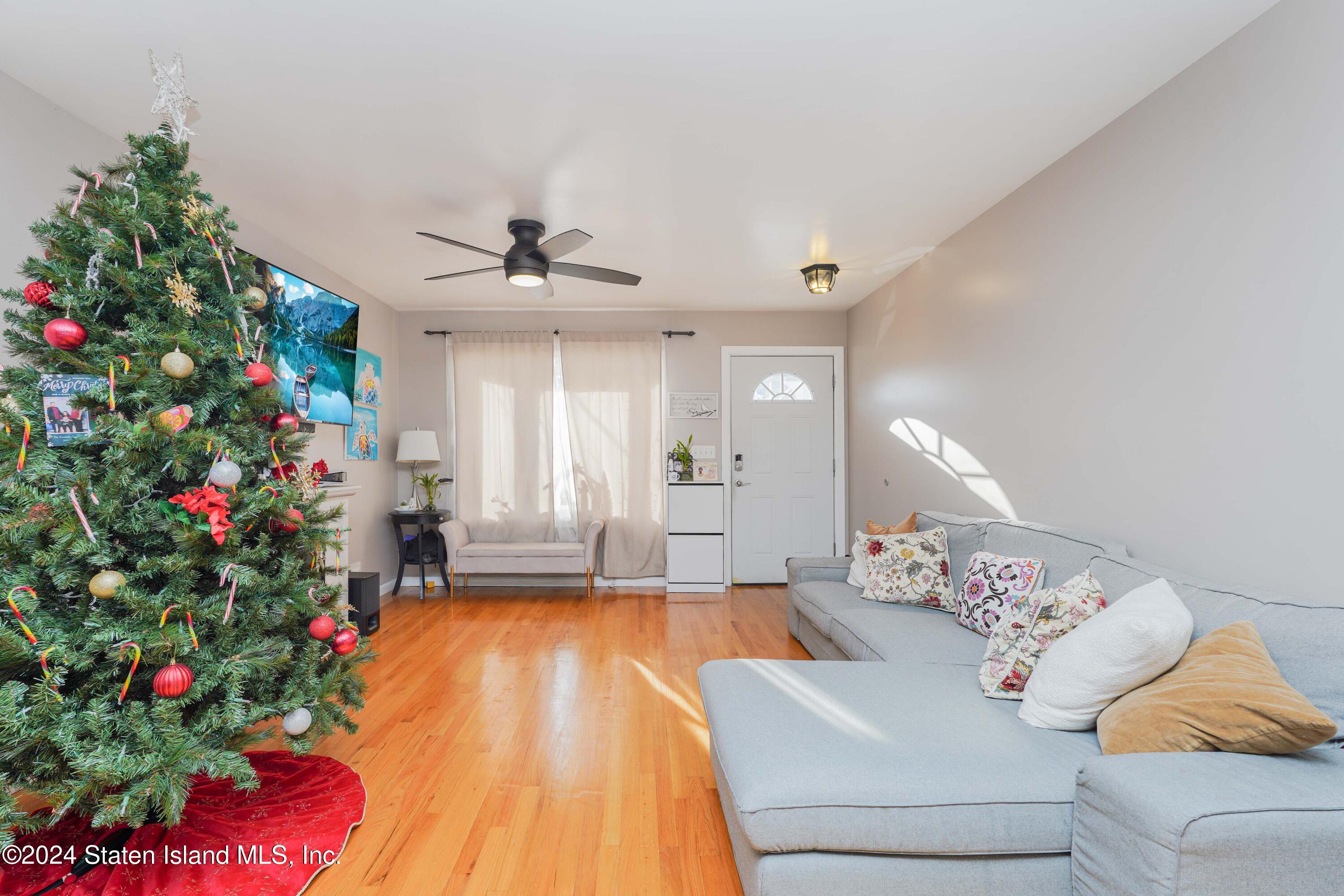 68 Lyceum Court, Staten Island, NY, 10310 image 11