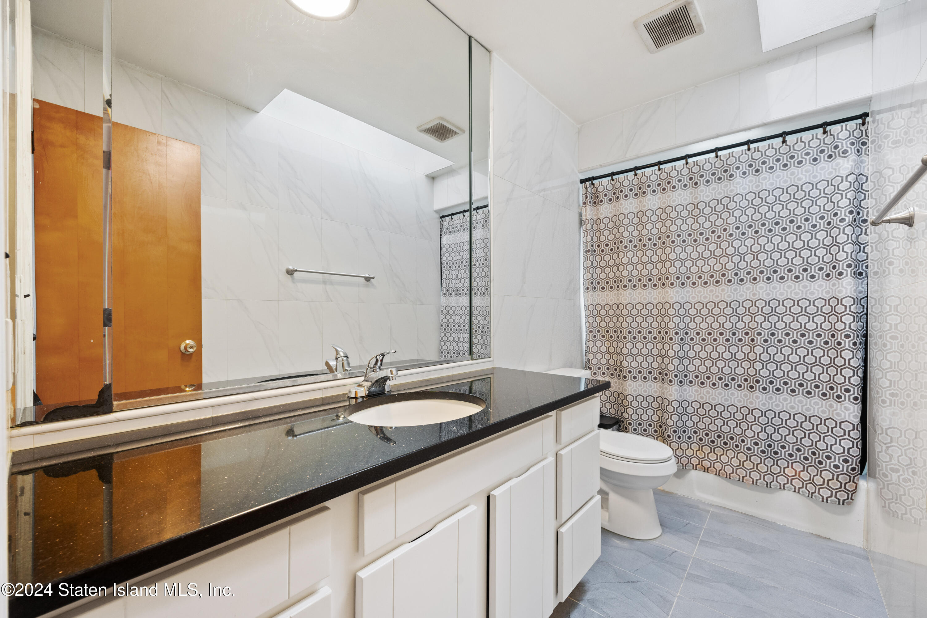 62 Bennett Place, Staten Island, NY, 10312 image 10
