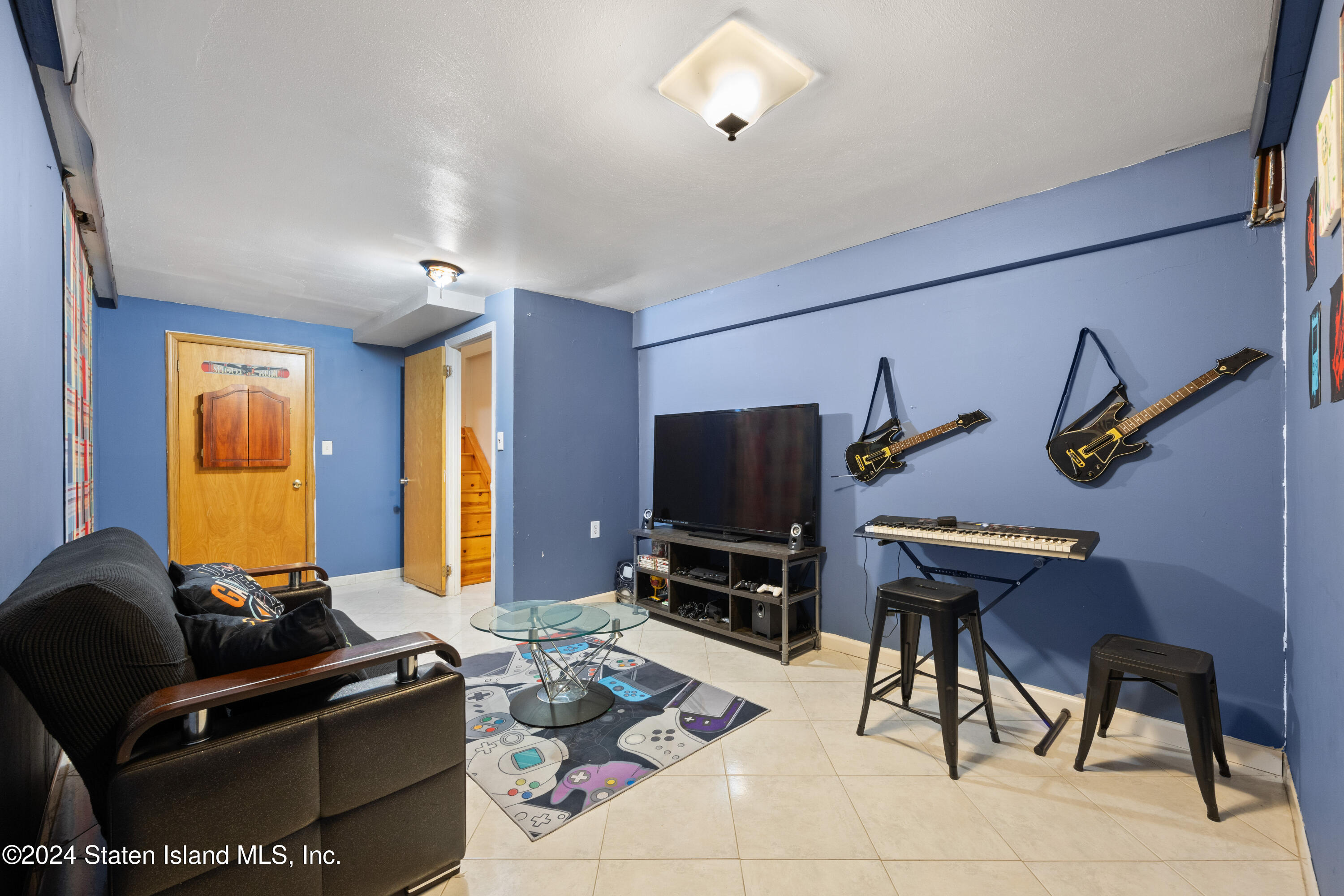 62 Bennett Place, Staten Island, NY, 10312 image 16