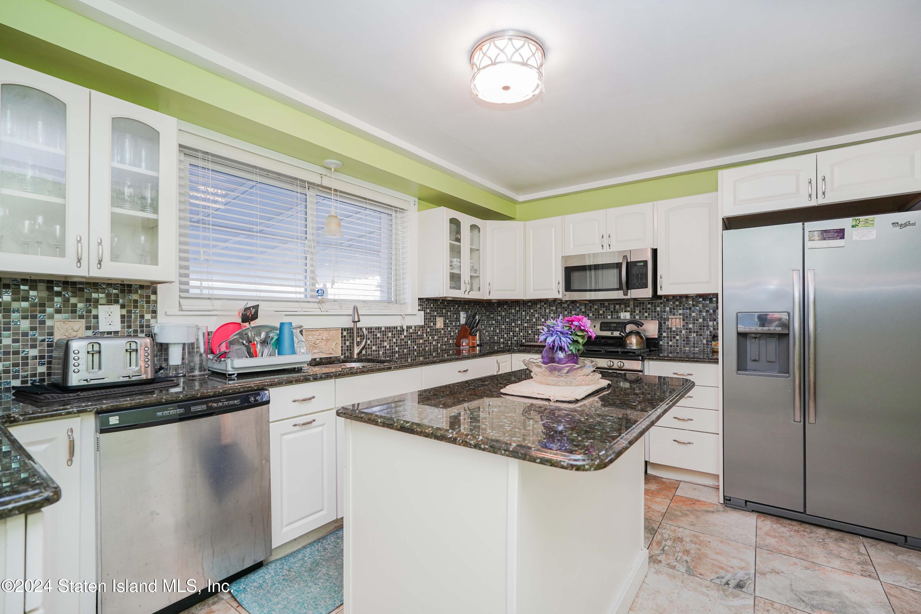 235 Father Capodanno Boulevard, Staten Island, NY, 10305 image 12