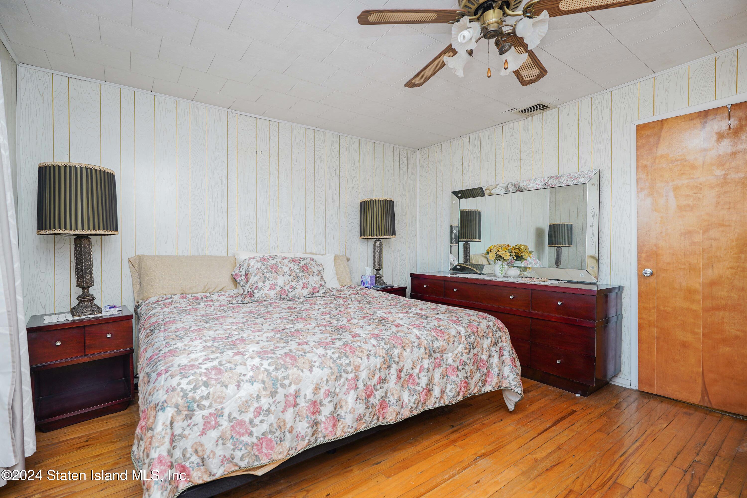 235 Father Capodanno Boulevard, Staten Island, NY, 10305 image 16