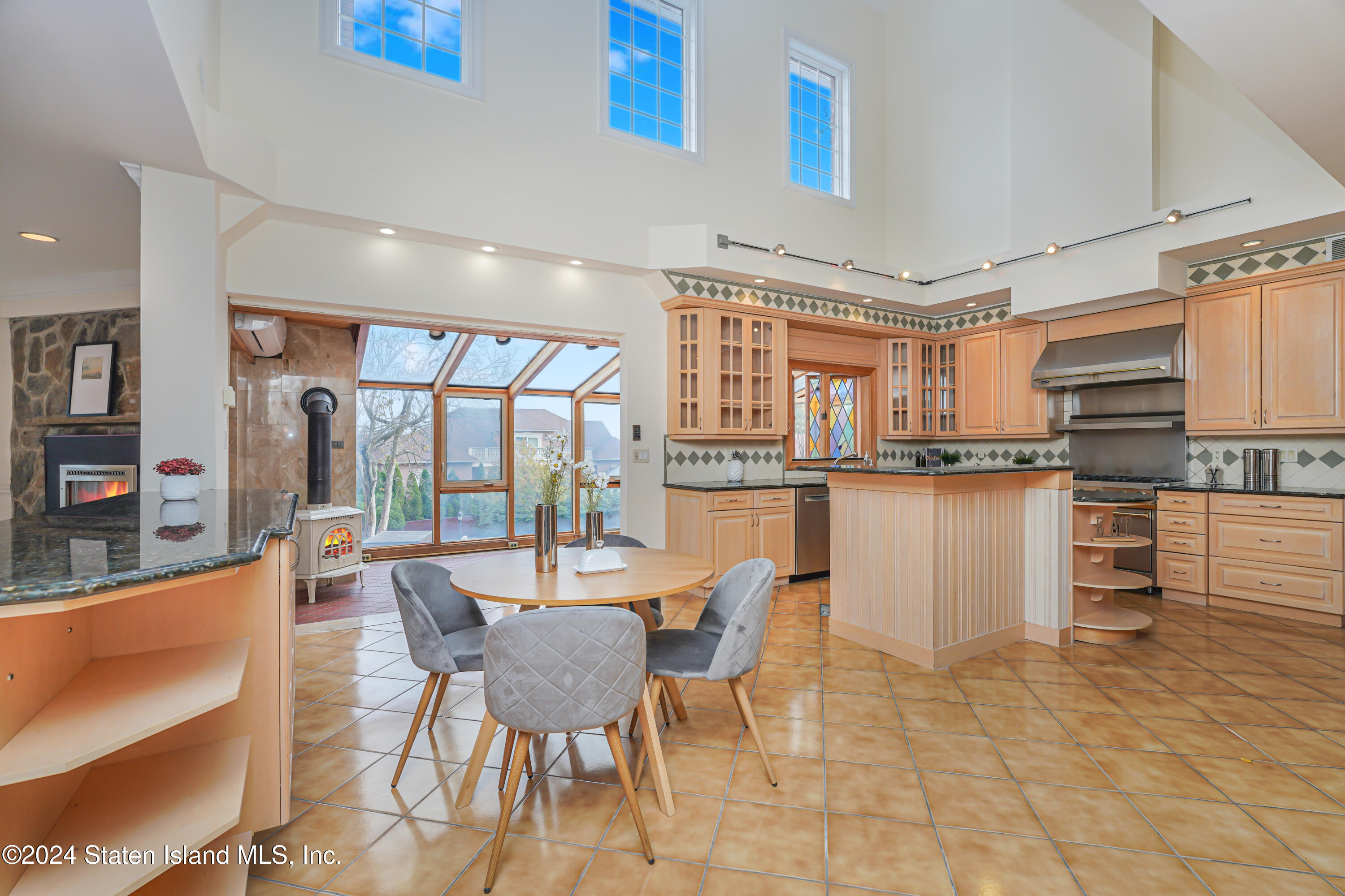 60 Romer Road, Staten Island, NY, 10304 image 17