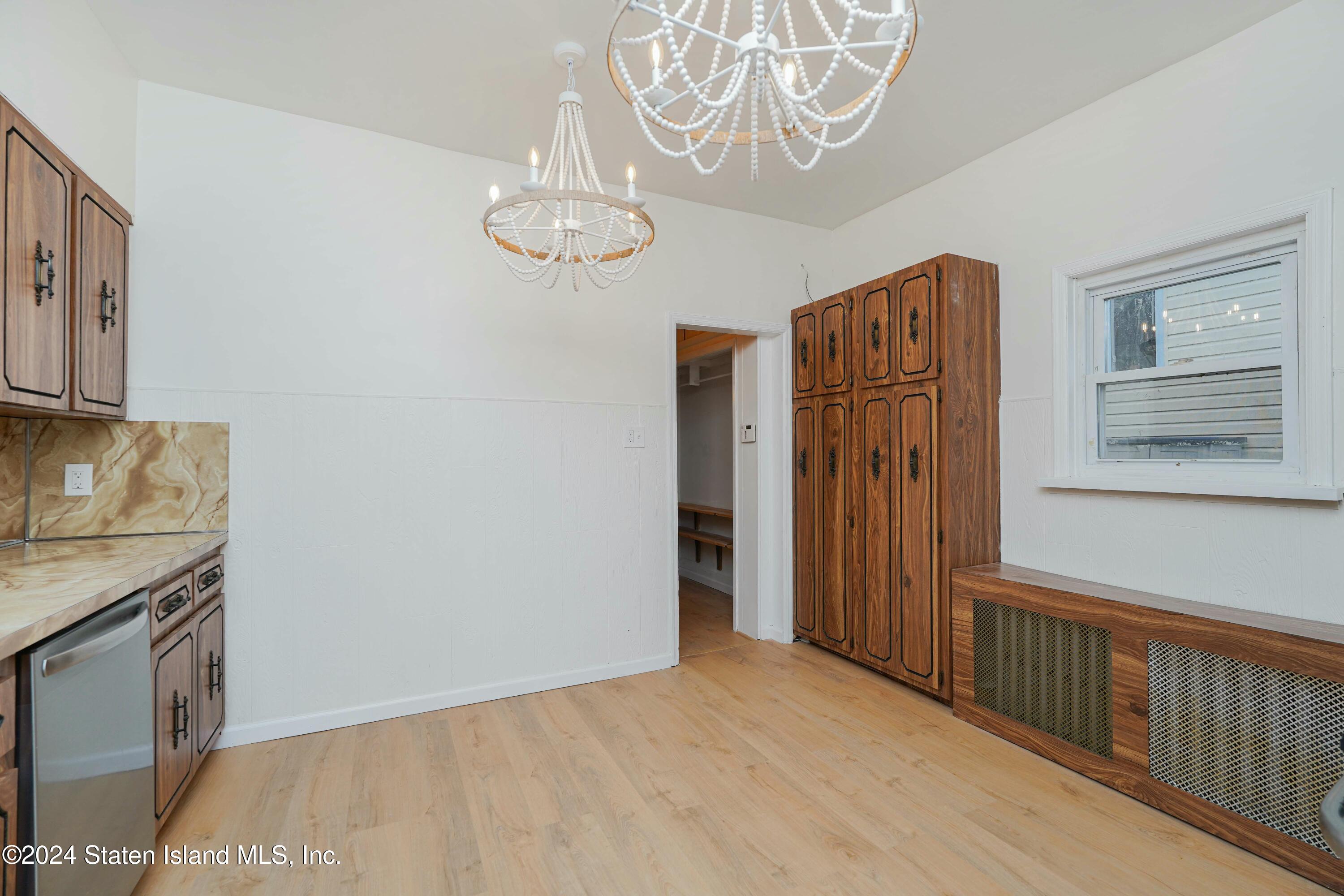 37 Austin Avenue, Staten Island, NY, 10305 image 13