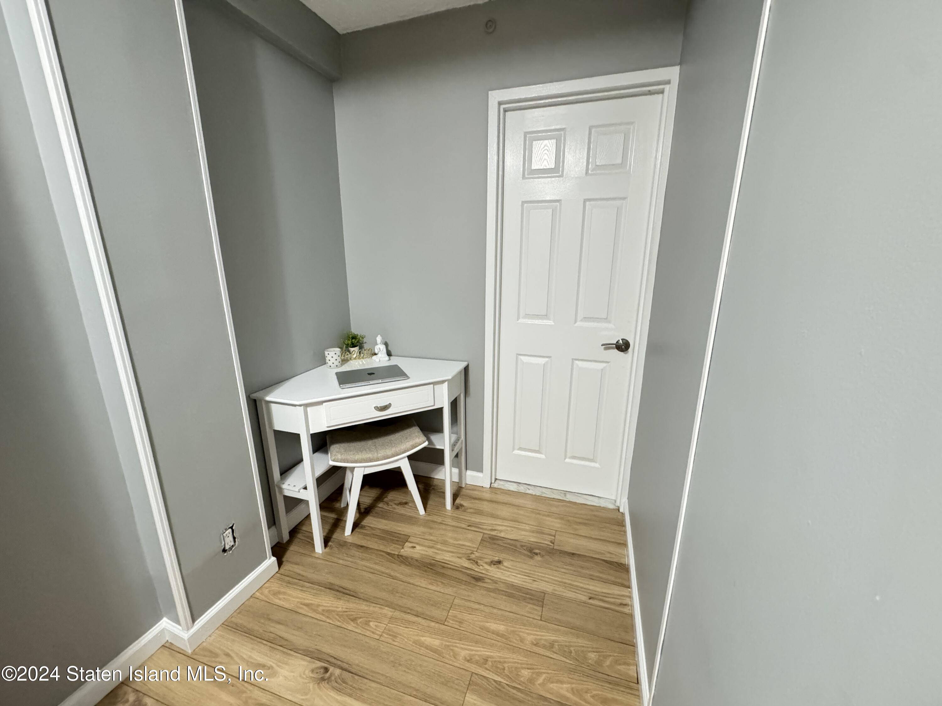 755 Narrows Road 402, Staten Island, NY, 10304 image 9