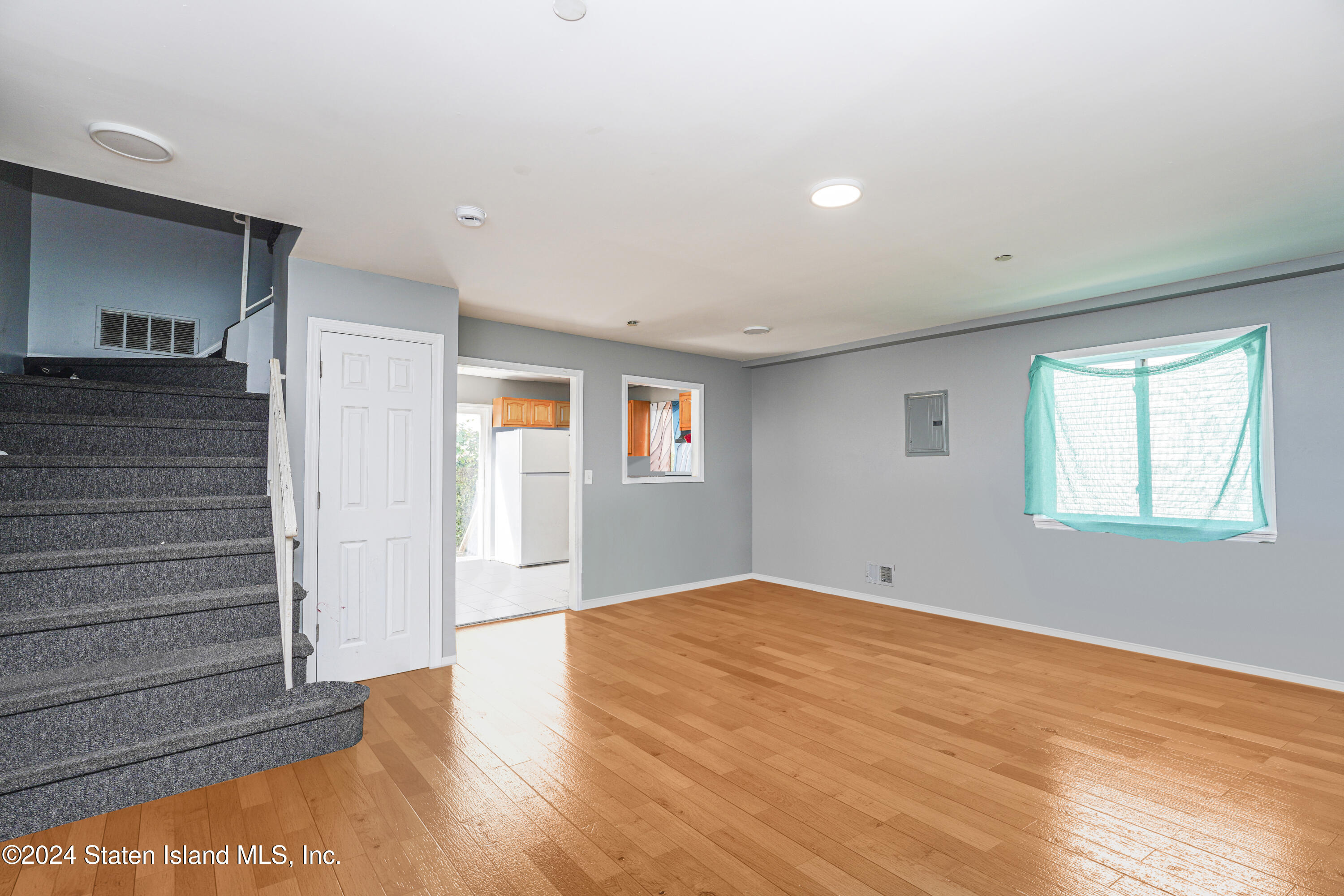 174 Pine Place, Staten Island, NY, 10304