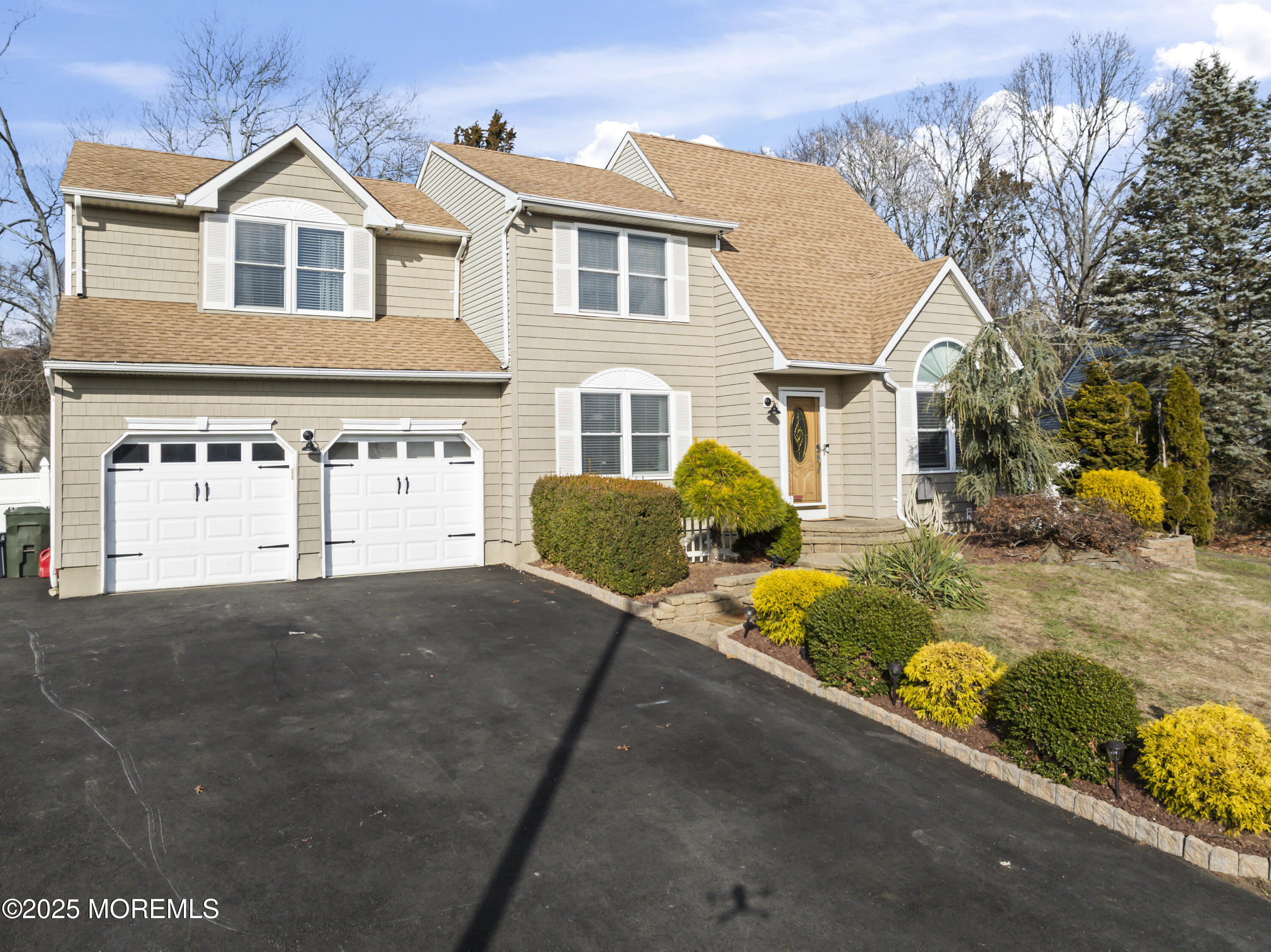 8 Shadow Ridge Court, Howell, NJ, 07731