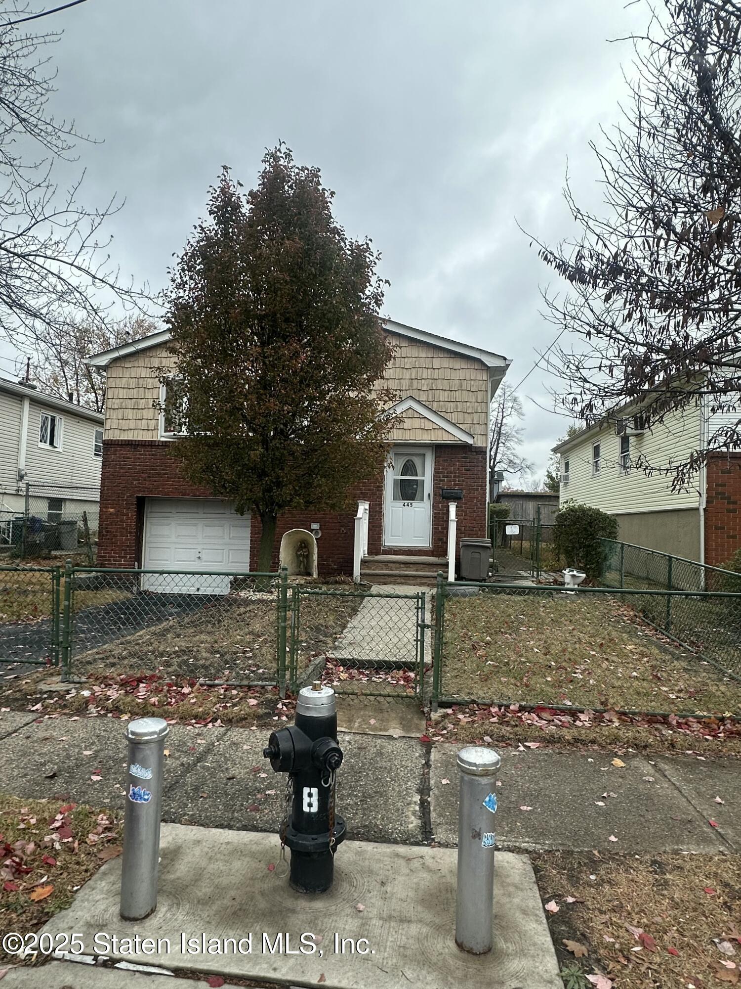 445 Walker Street, Staten Island, NY, 10303