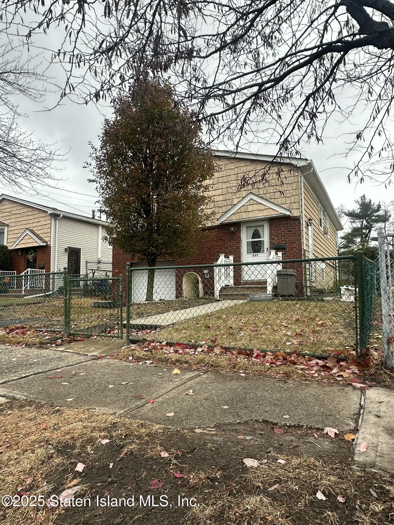 445 Walker Street, Staten Island, NY, 10303