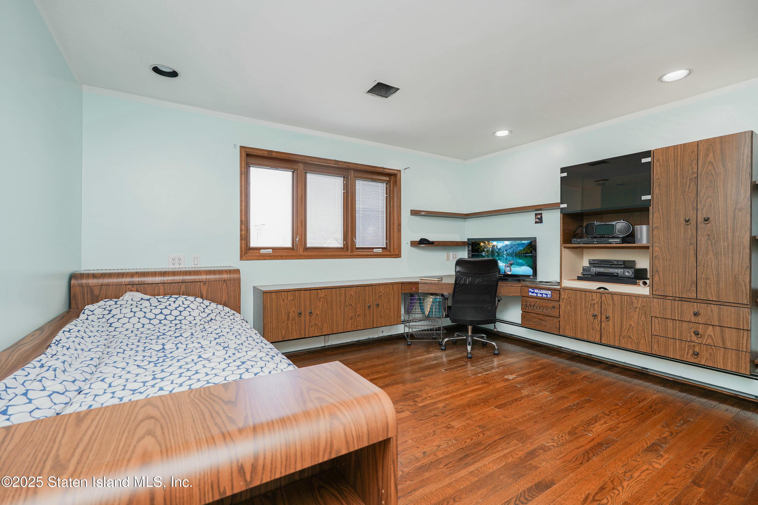 31 Fingal Street, Staten Island, NY, 10312 image 24