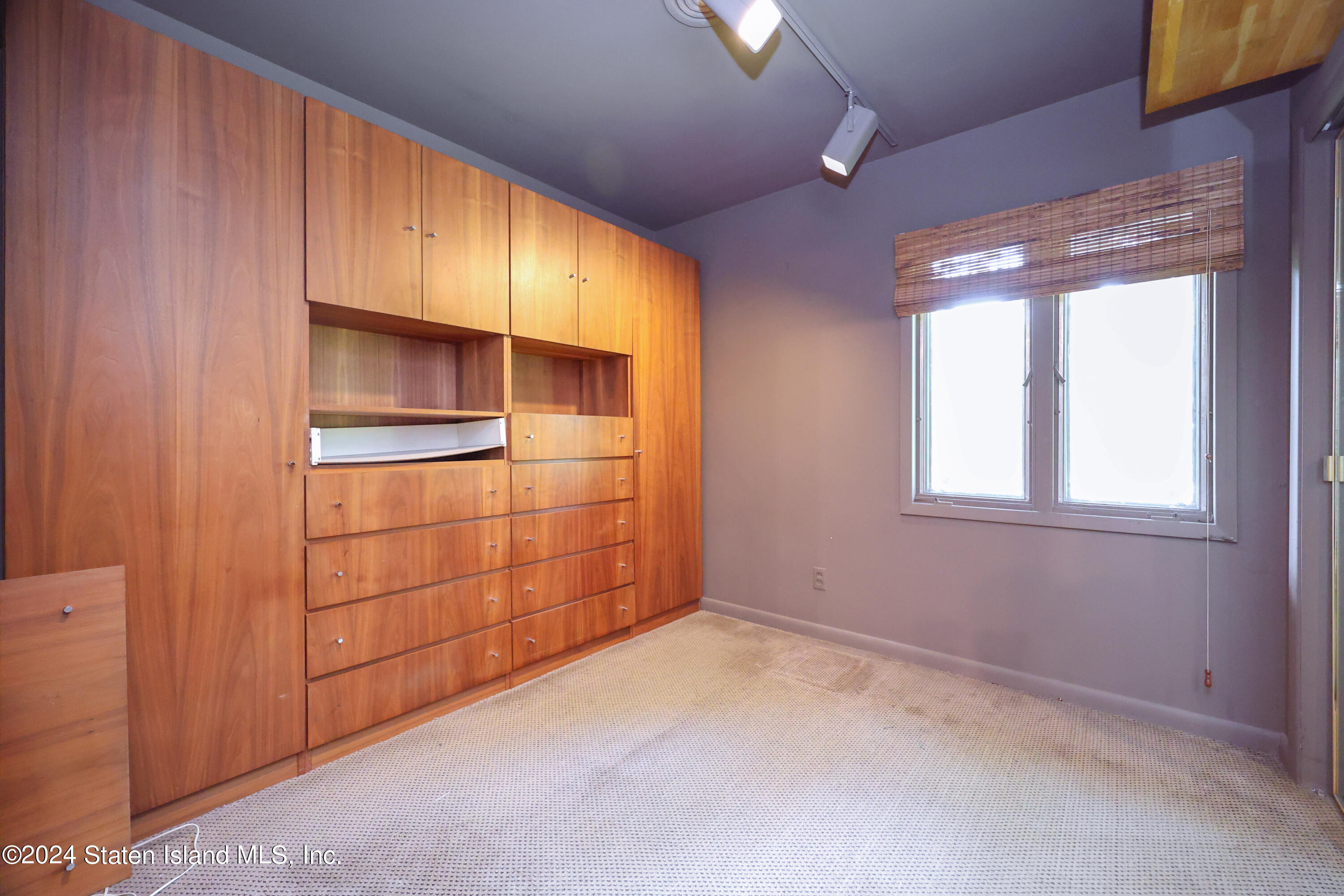 260 Douglas Road, Staten Island, NY, 10304 image 6