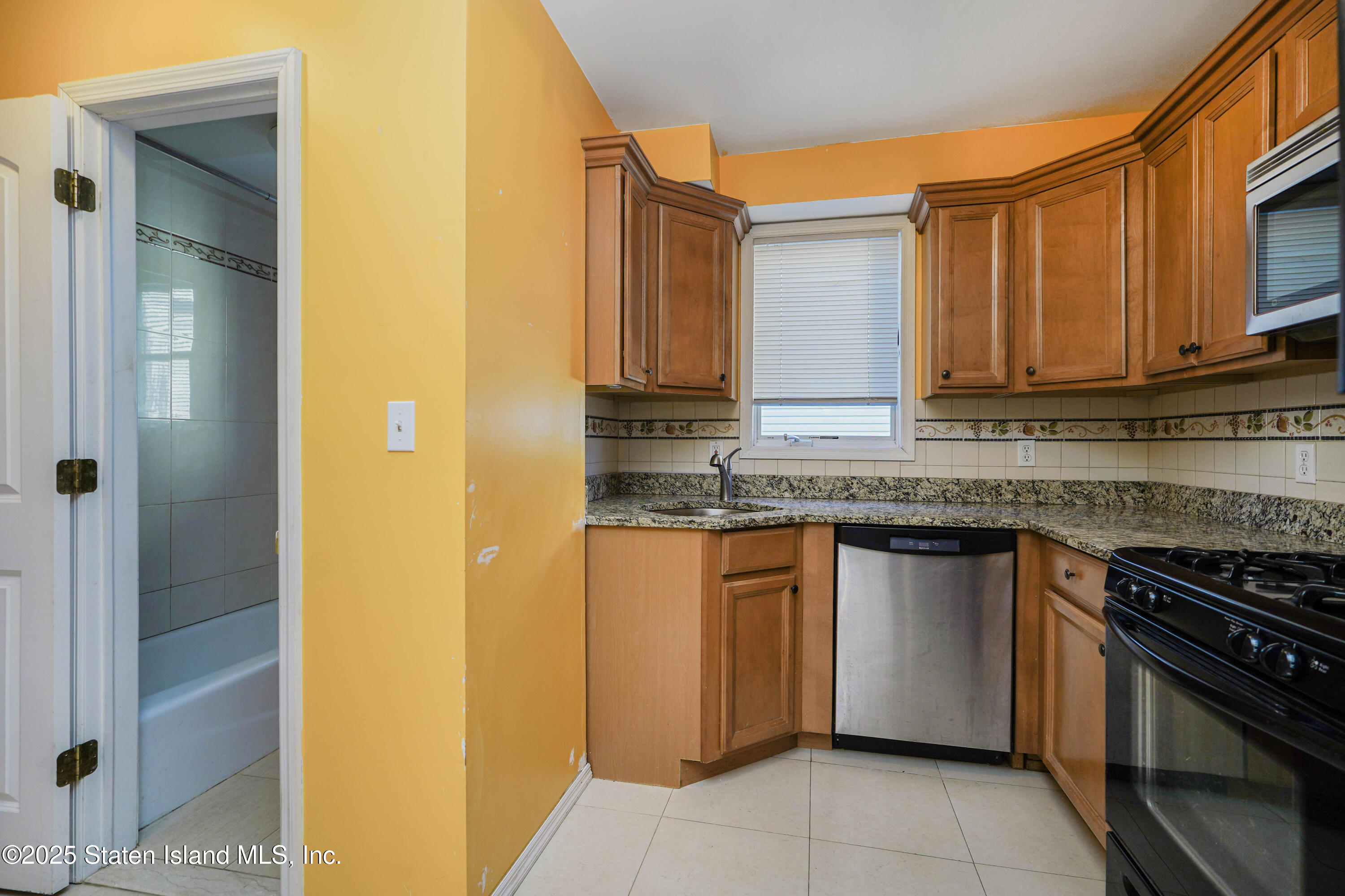 202 Sheraden Avenue, Staten Island, NY, 10314 image 26