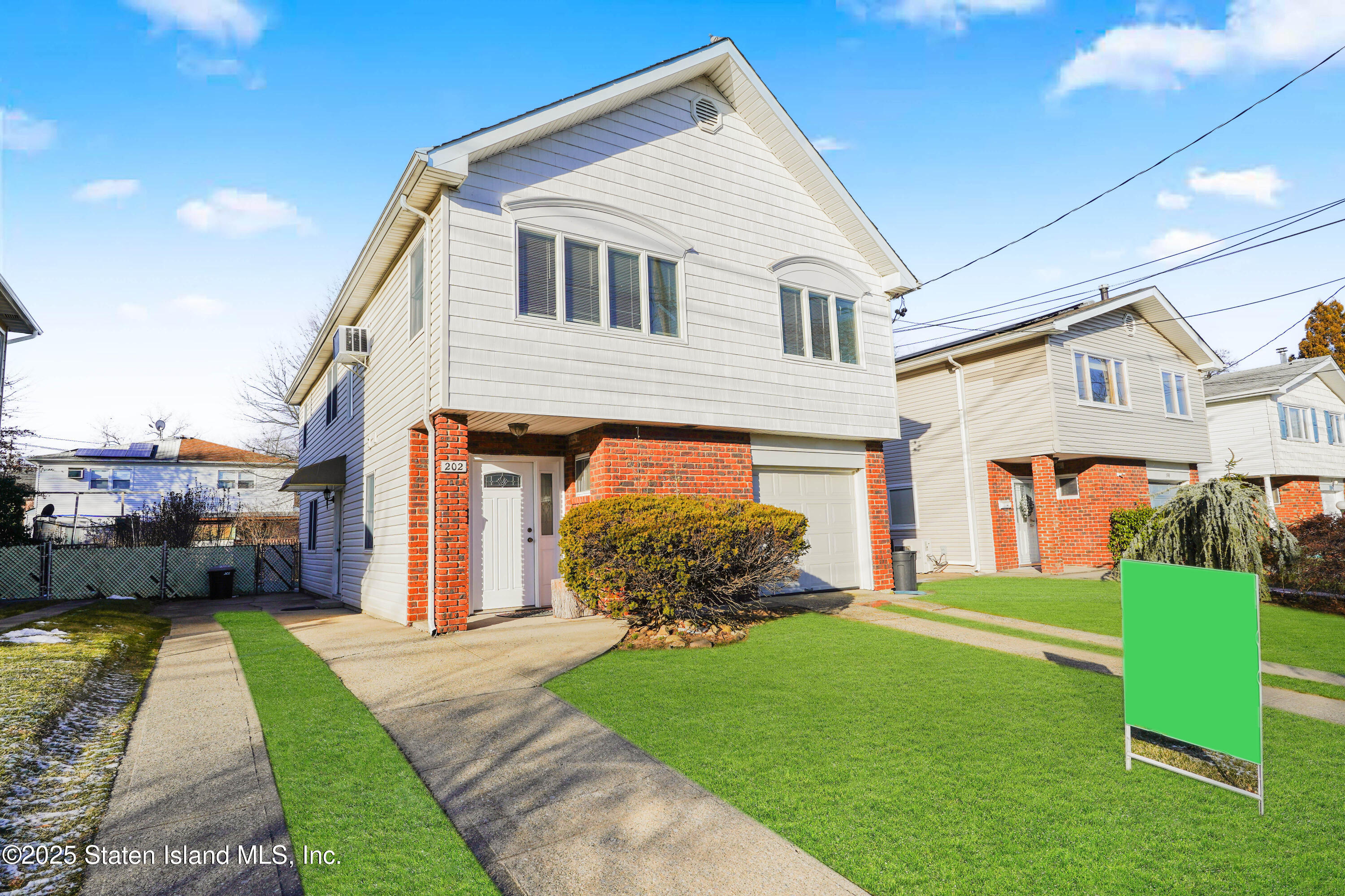 202 Sheraden Avenue Image 2