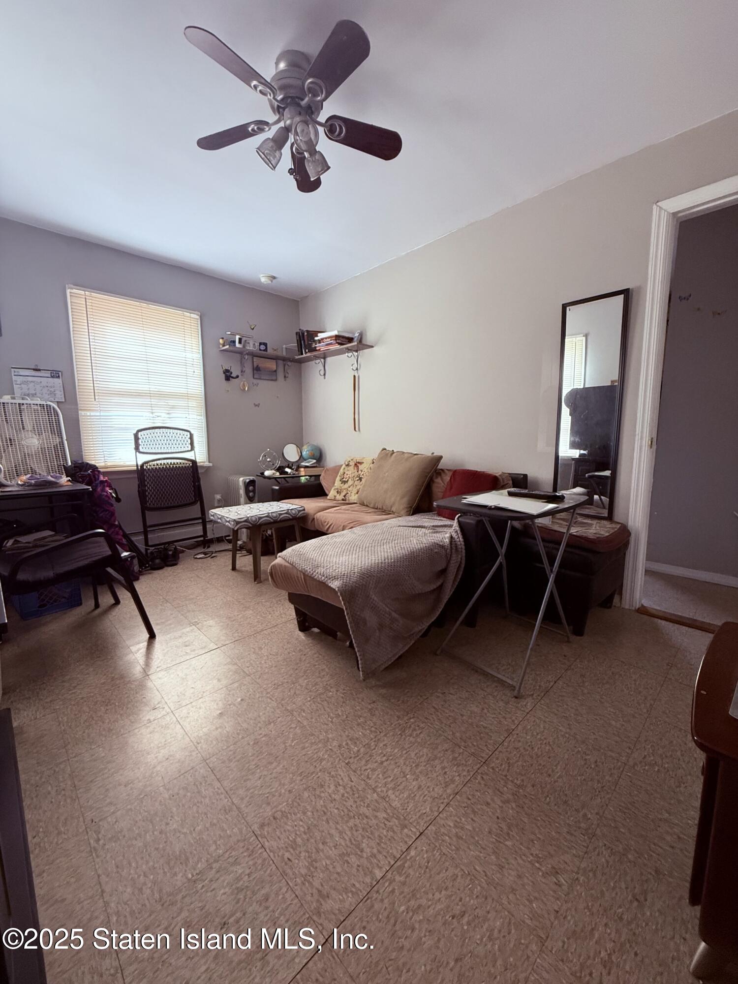 215 Colony Avenue Image 5