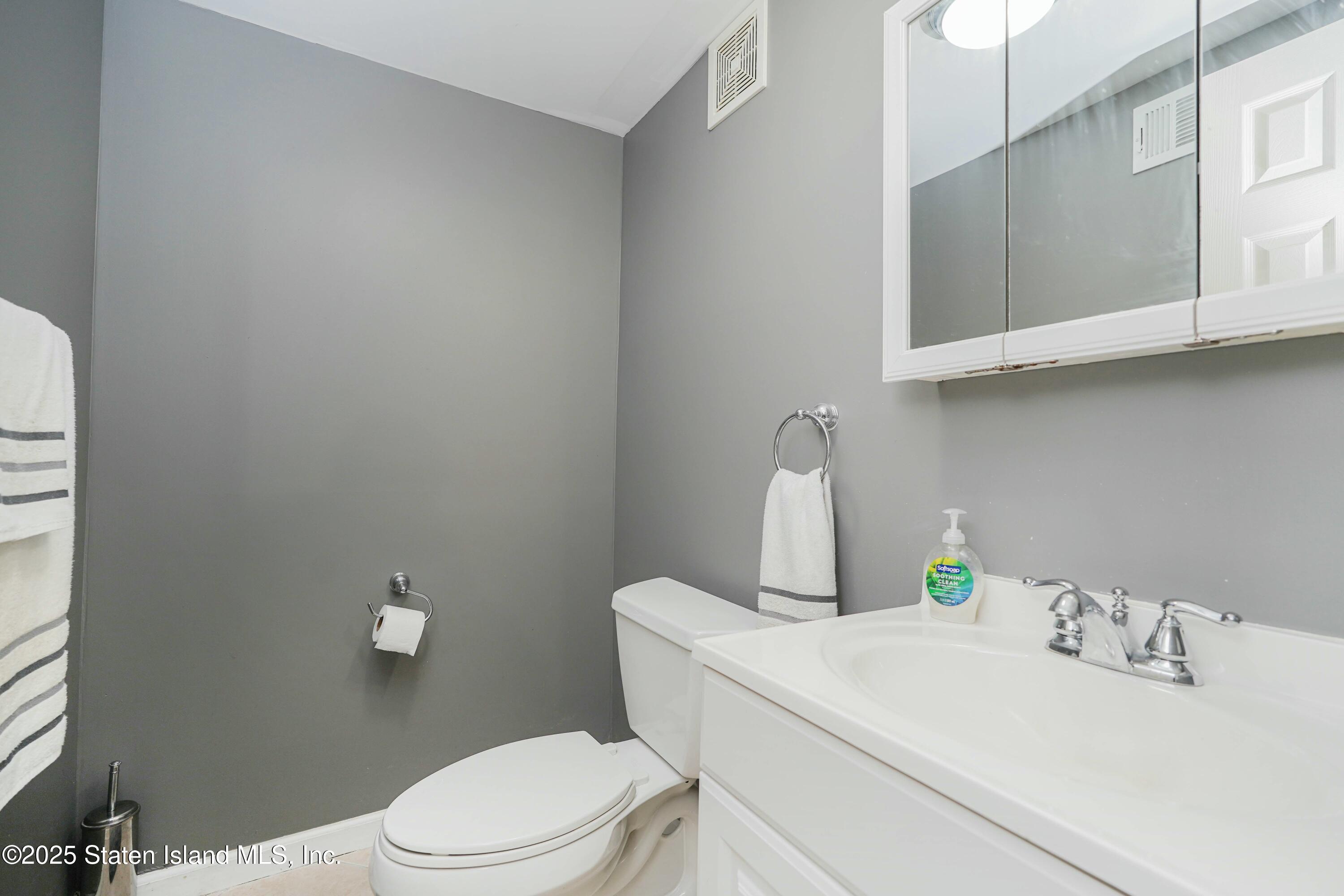 341 Parkinson Avenue, Staten Island, NY, 10305 image 25