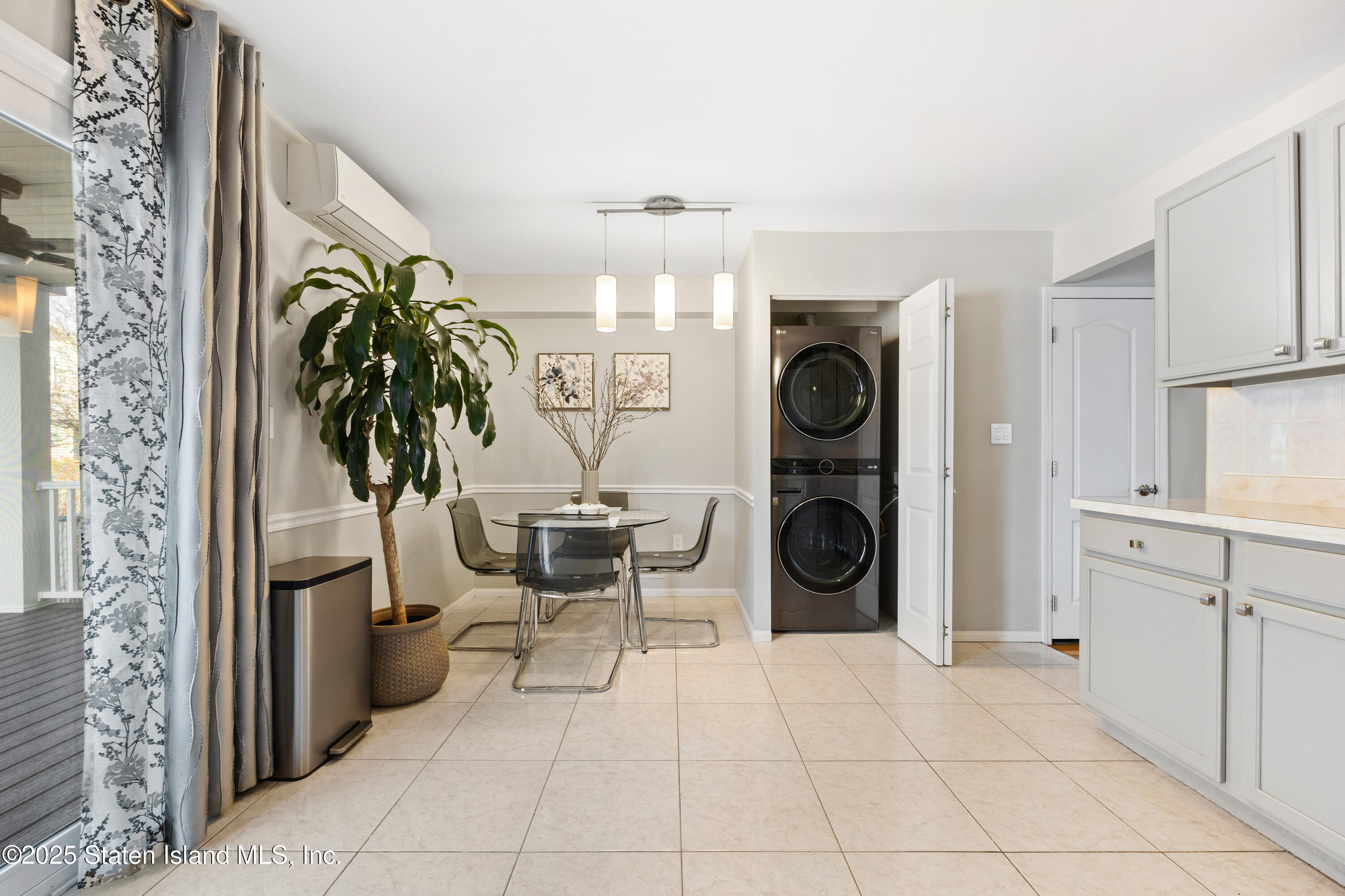 556 Eltingville Boulevard, Staten Island, NY, 10312 image 10