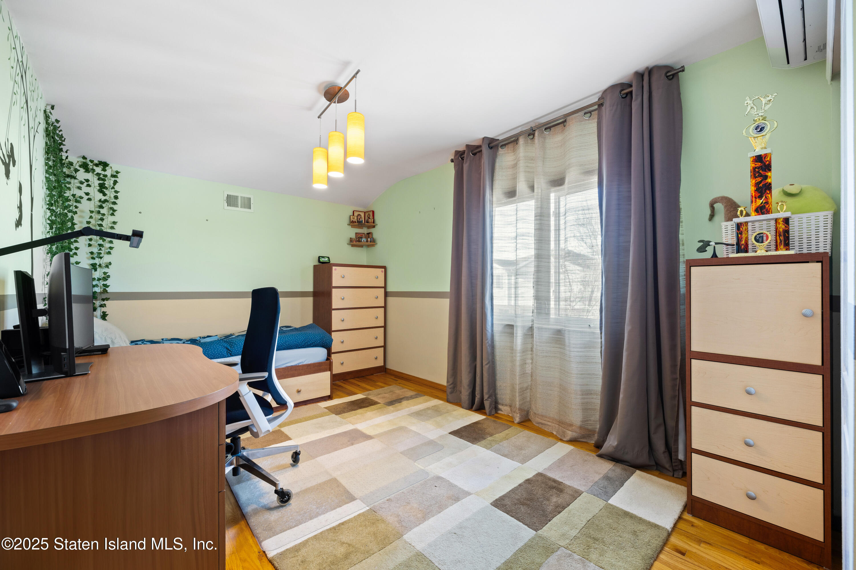 556 Eltingville Boulevard, Staten Island, NY, 10312 image 17