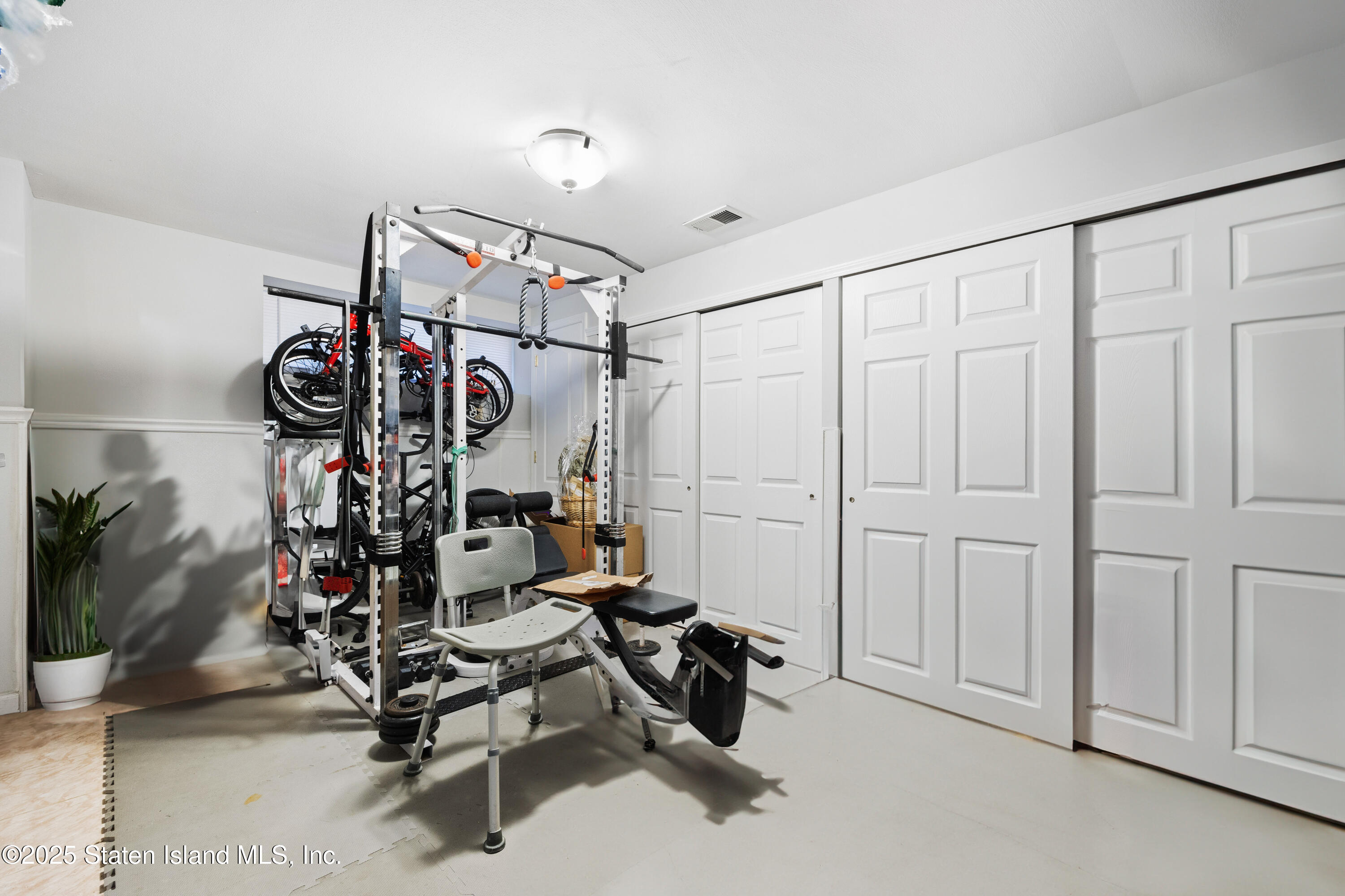 556 Eltingville Boulevard, Staten Island, NY, 10312 image 24