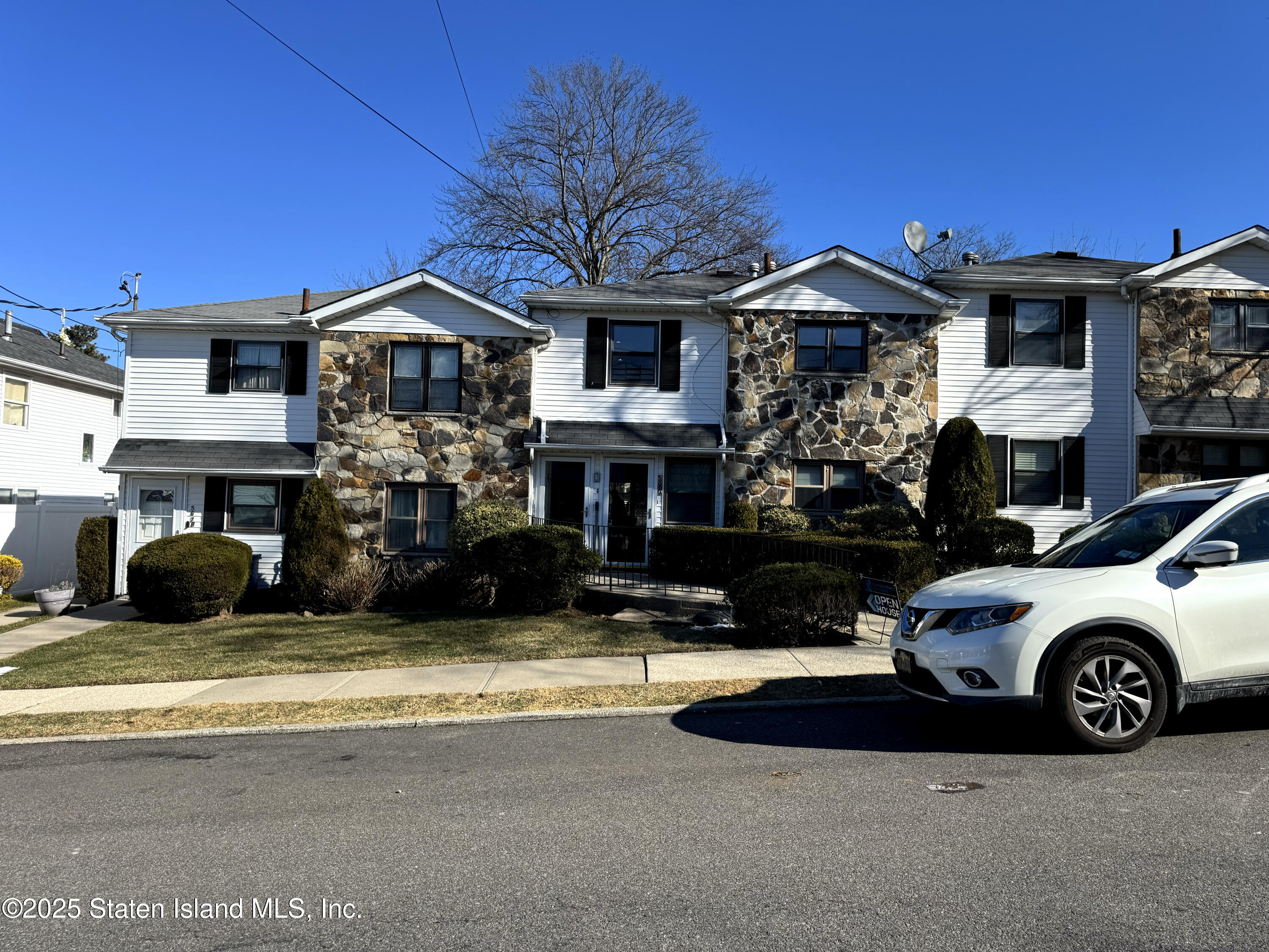569 Buchanan Avenue B, Staten Island, NY, 10314 image 6