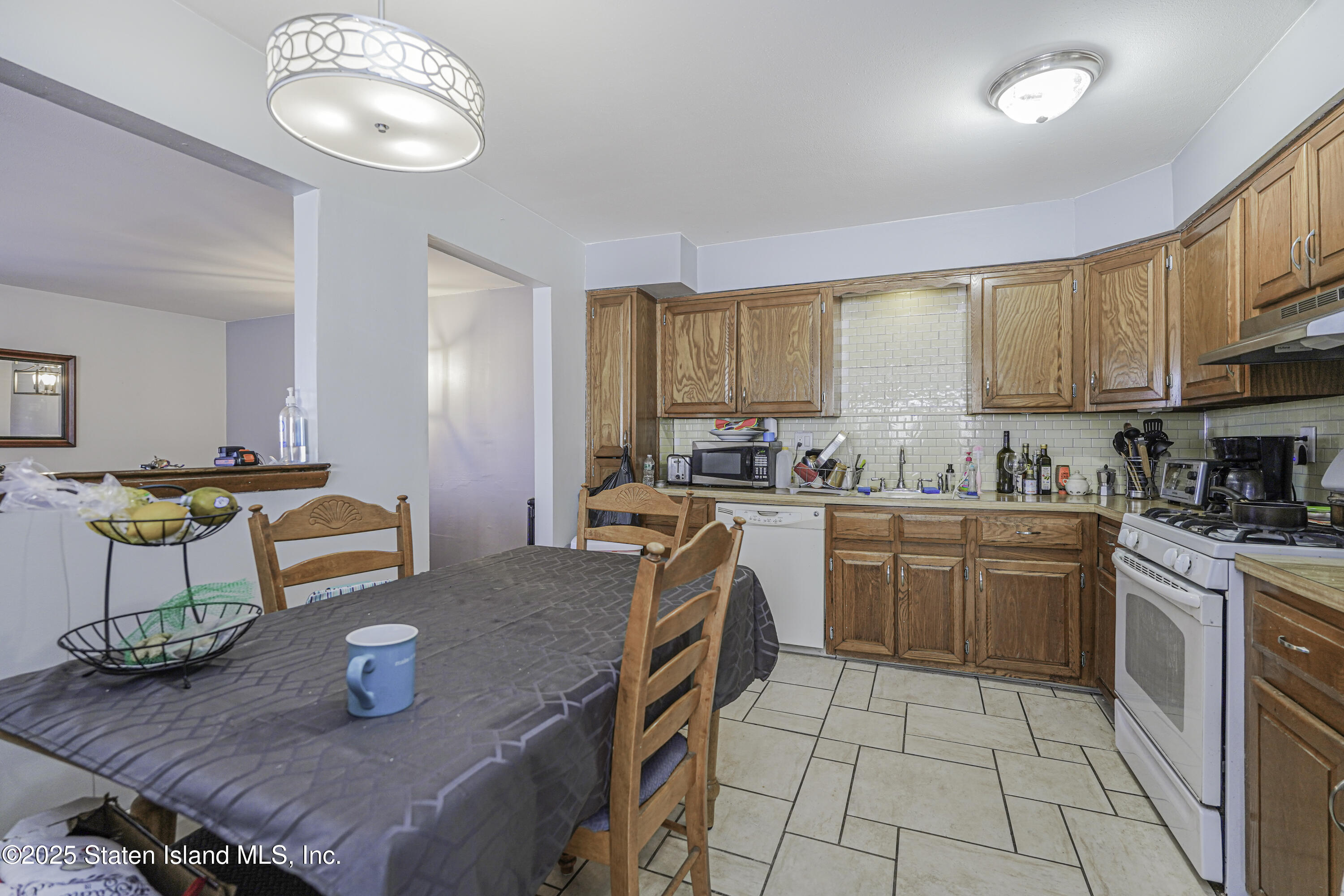 16 Mill Road, Staten Island, NY, 10306 image 13
