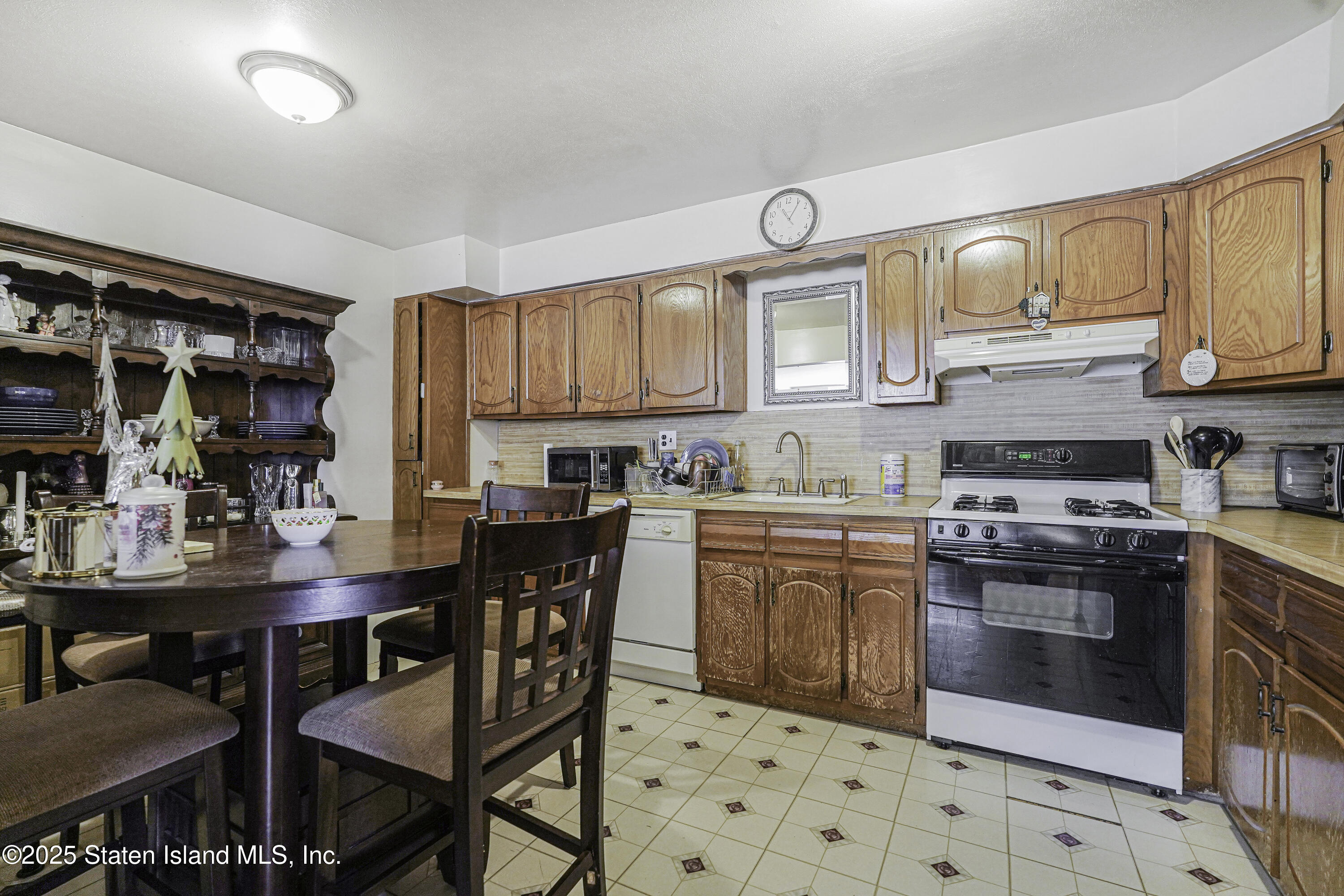 16 Mill Road, Staten Island, NY, 10306 image 19