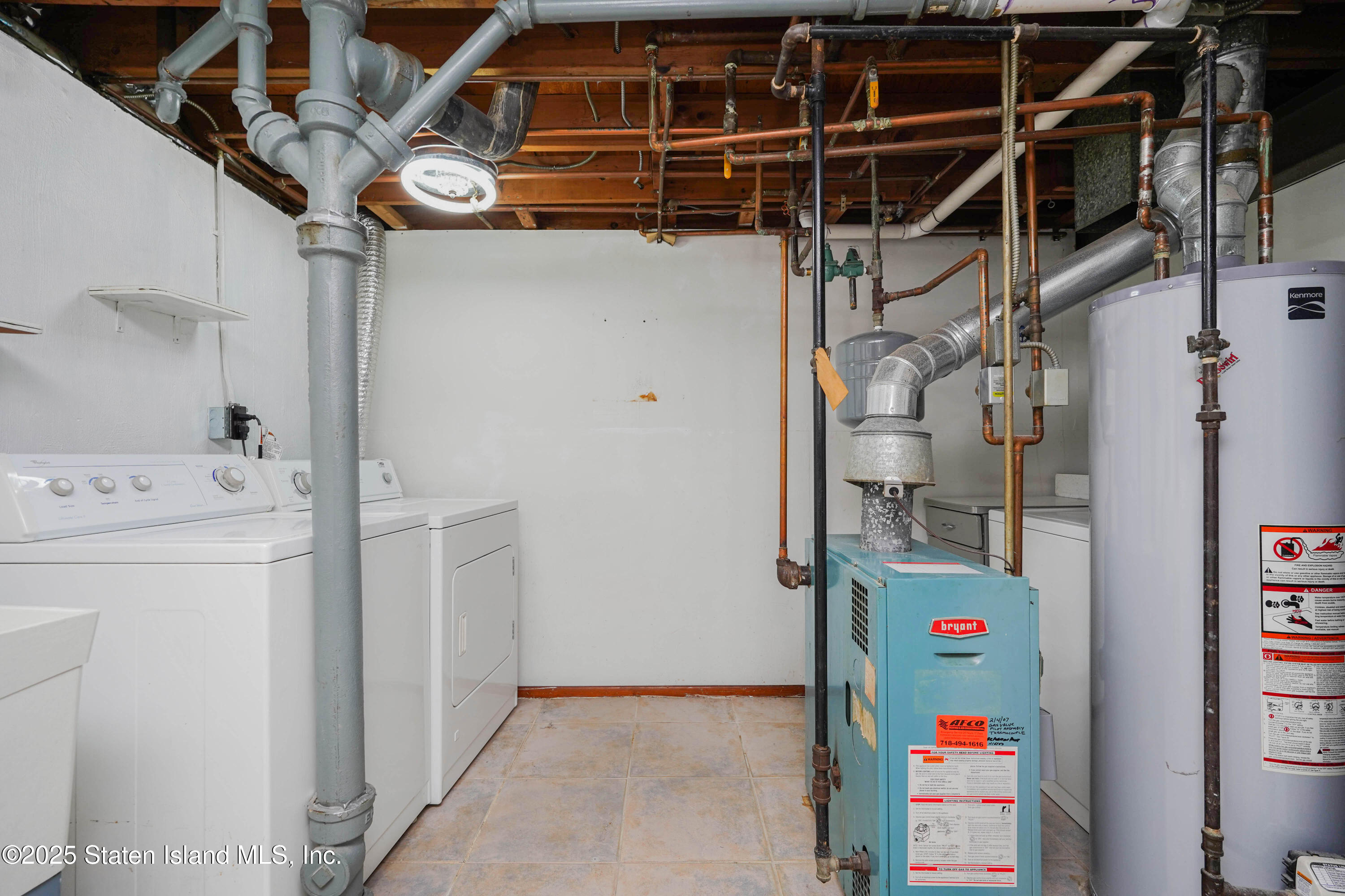 160 Woods Of Arden Road, Staten Island, NY, 10312 image 16