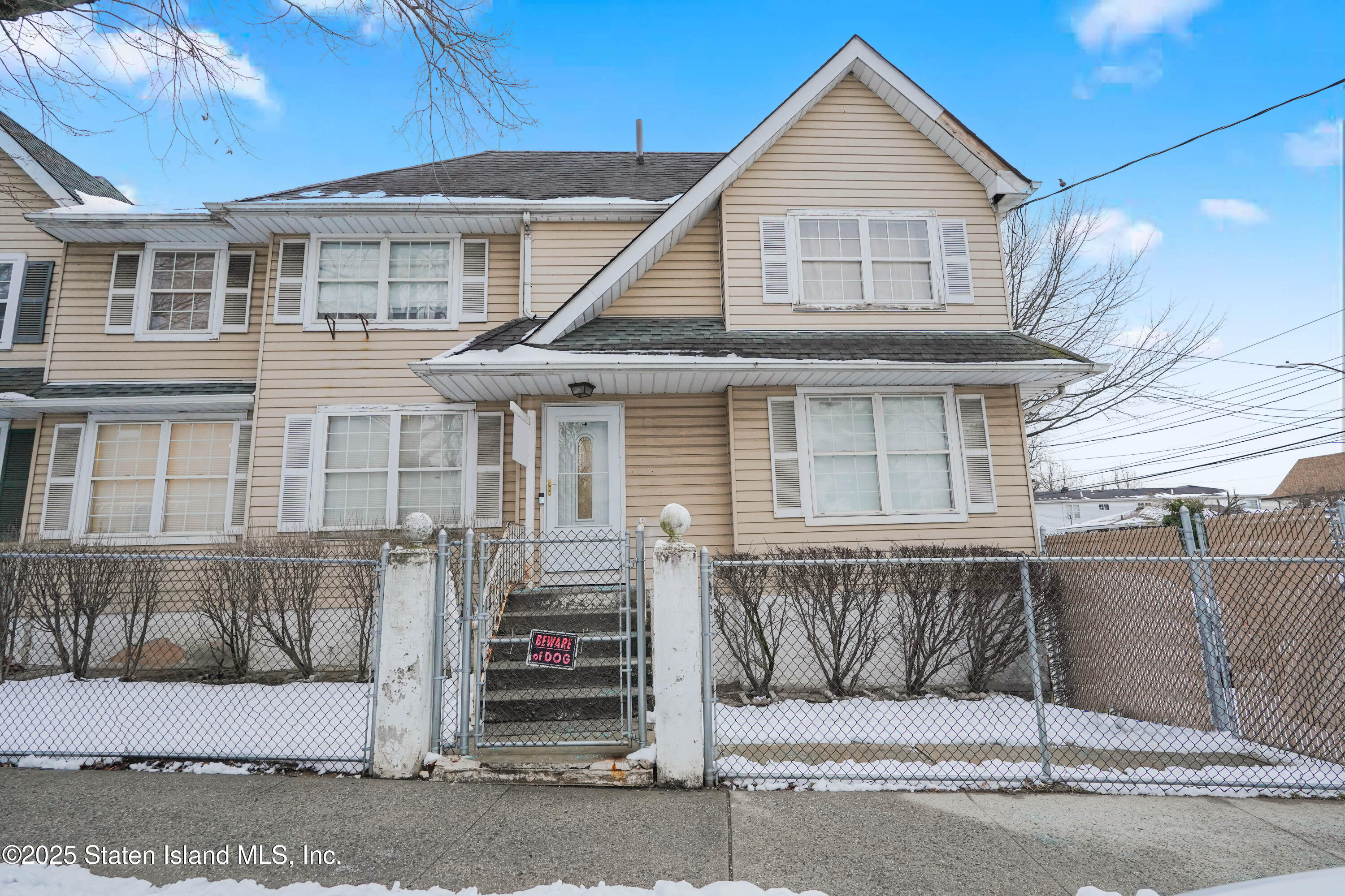4 Benjamin Place, Staten Island, NY, 10303