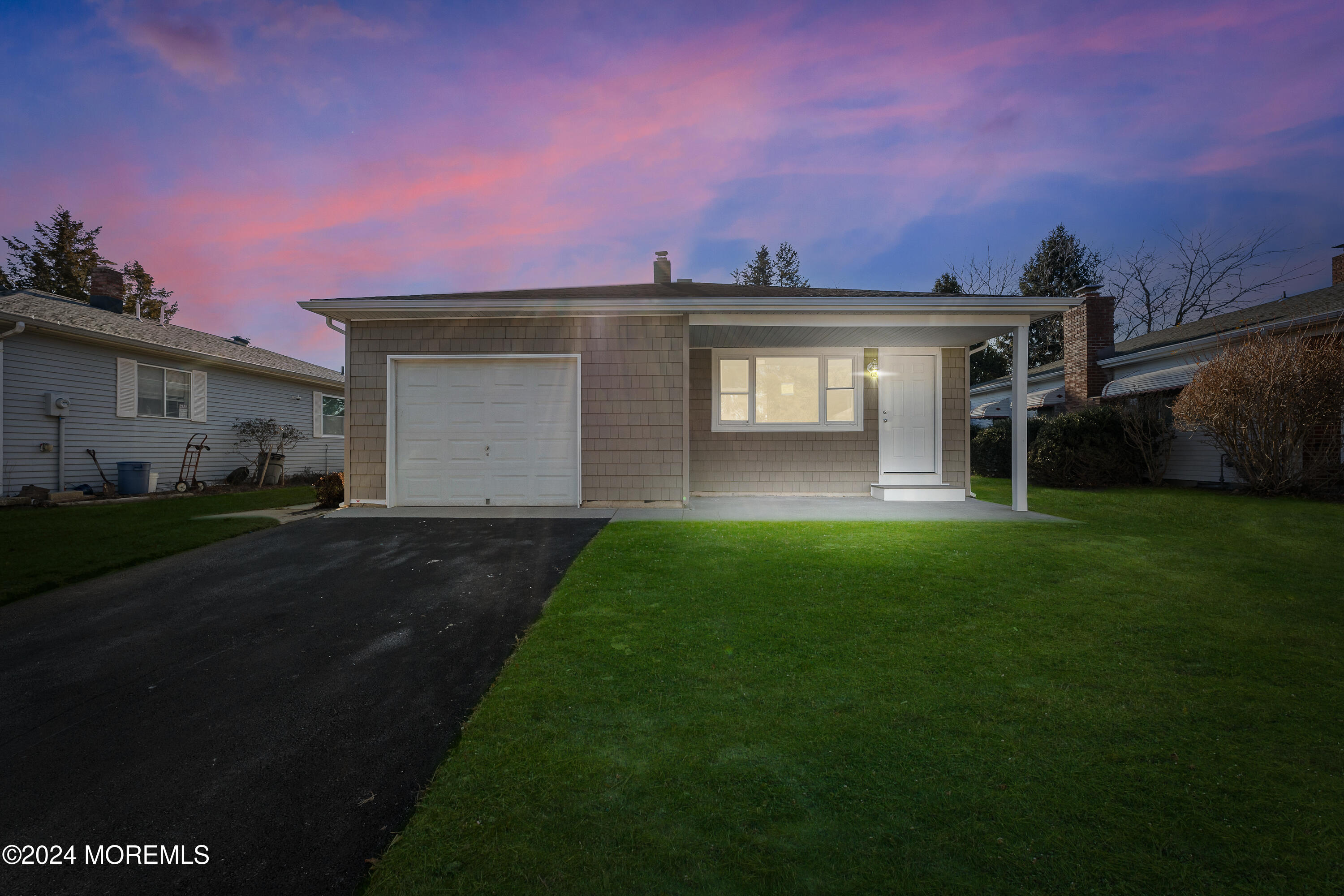 27 Biabou Drive, Toms River, NJ, 08757
