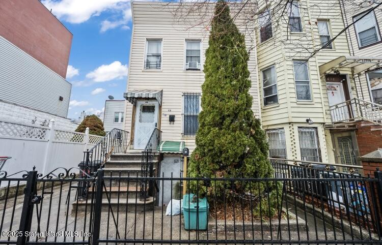636 39th Street Image 1