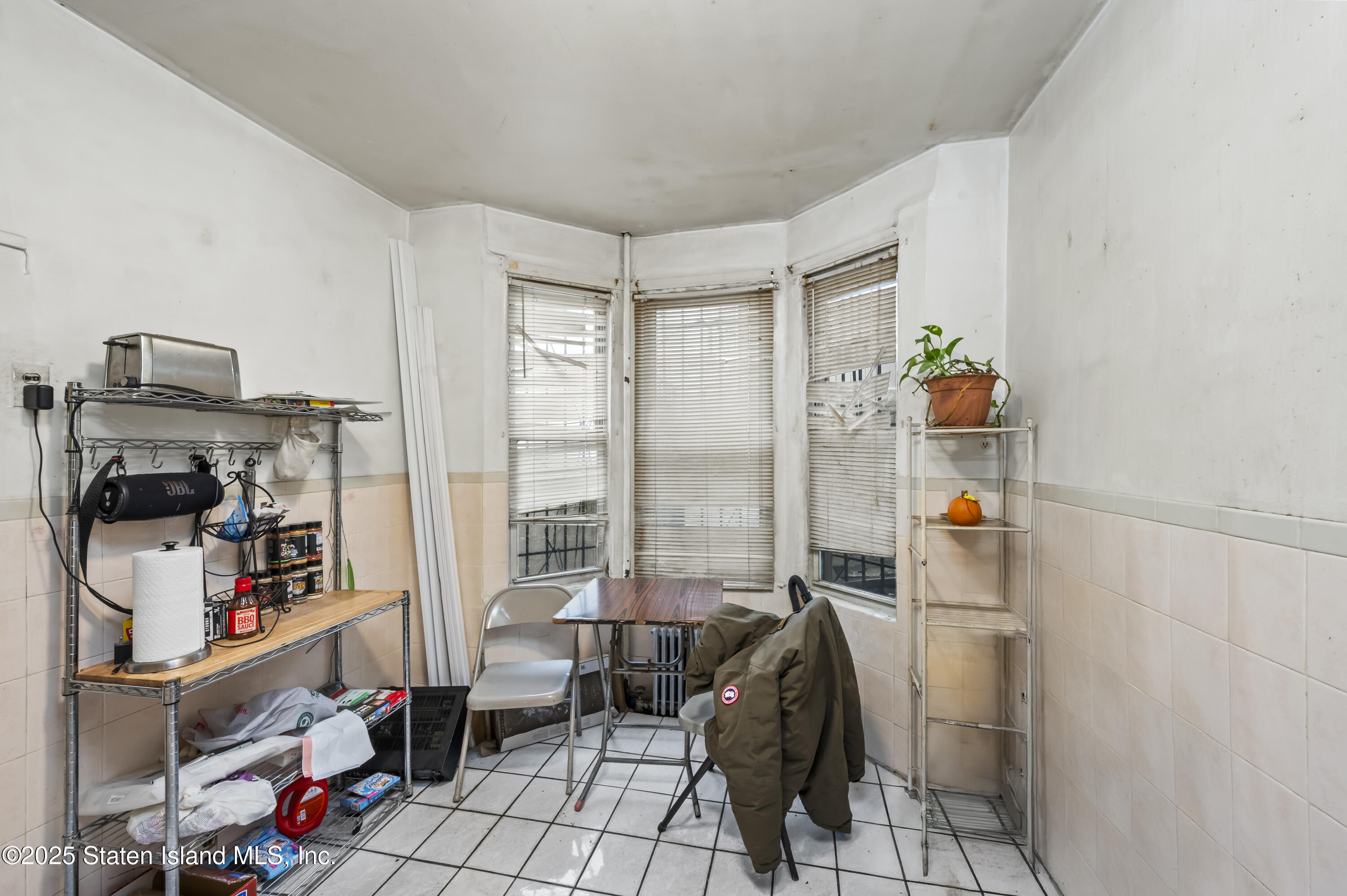 636 39th Street Image 4