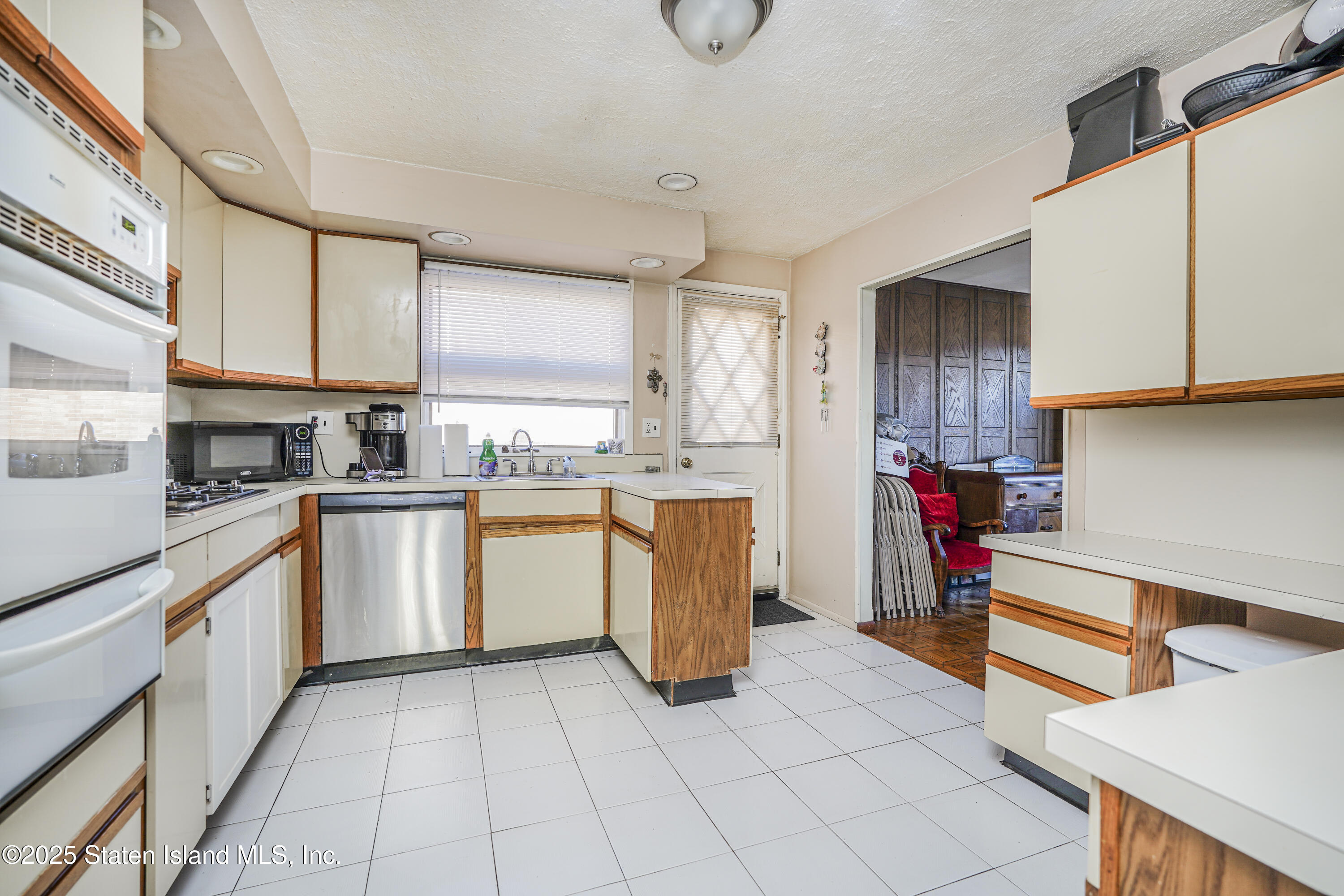 135 Darlington Avenue, Staten Island, NY, 10312 image 8