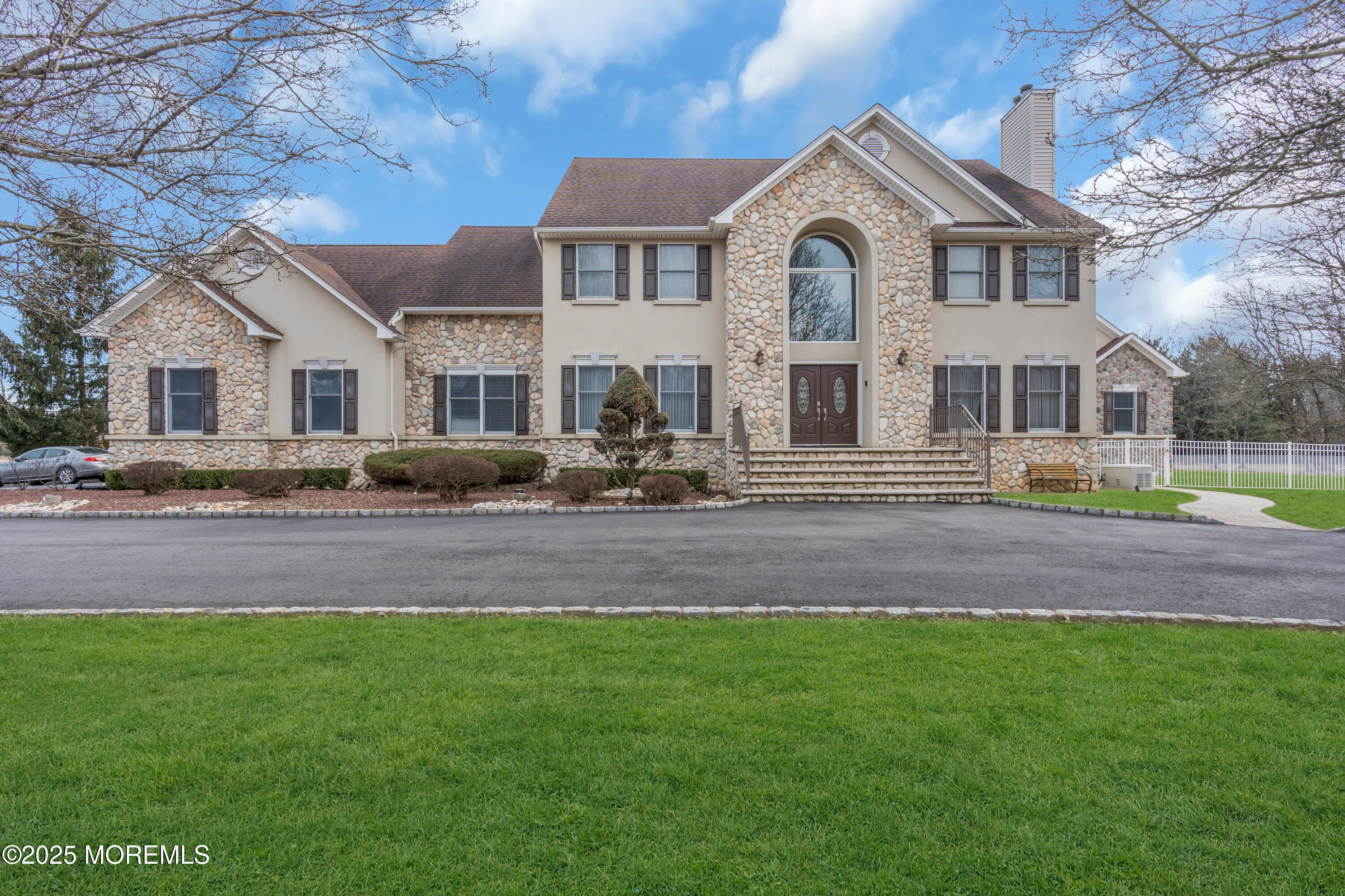168 Pleasant Valley Road Image 2