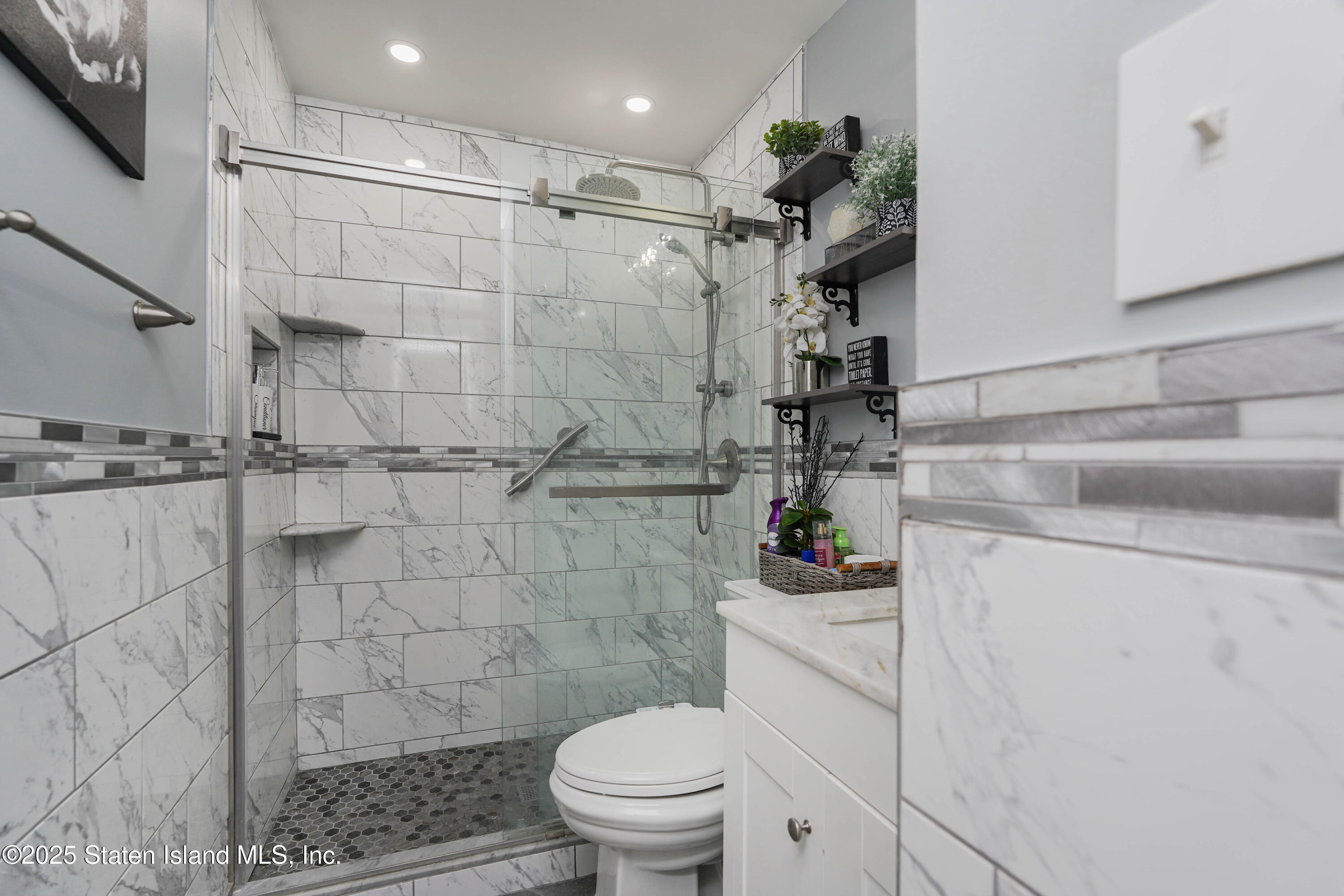 108 Pendleton Place, Staten Island, NY, 10301 image 15