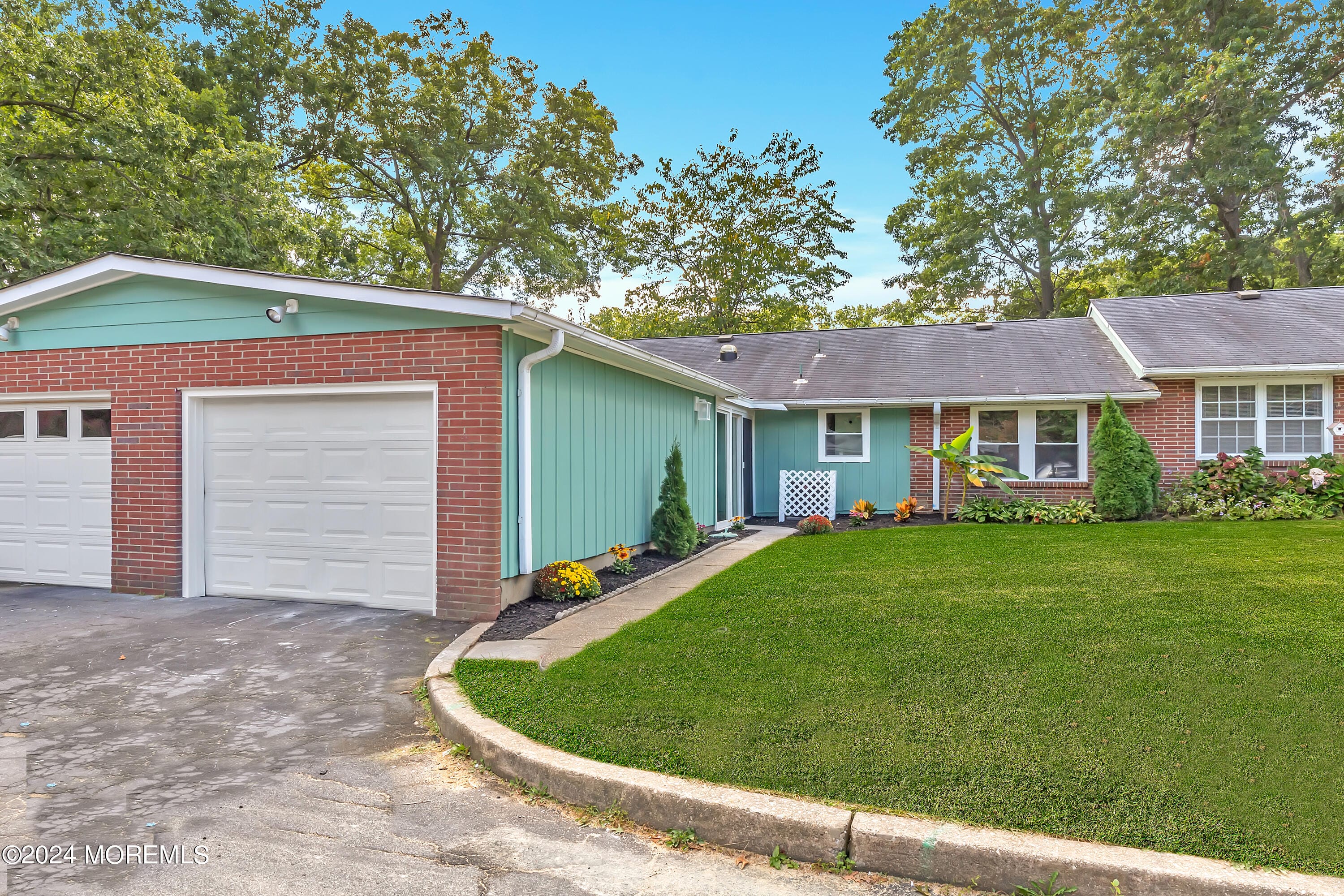 61E Buckingham Drive, Lakewood, NJ, 08701
