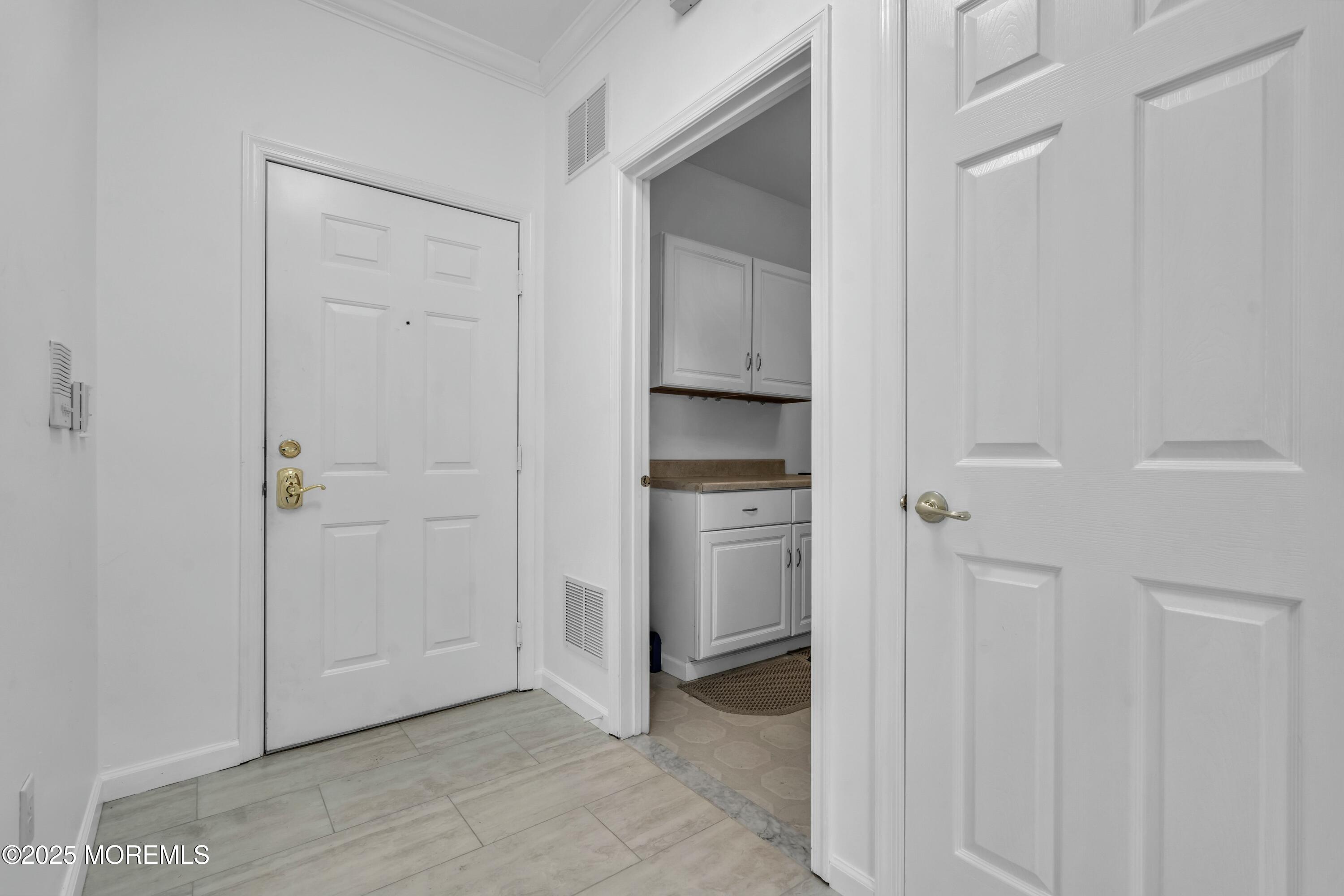 419 Saint Andrews Place, Manalapan, NJ, 07726 image 8