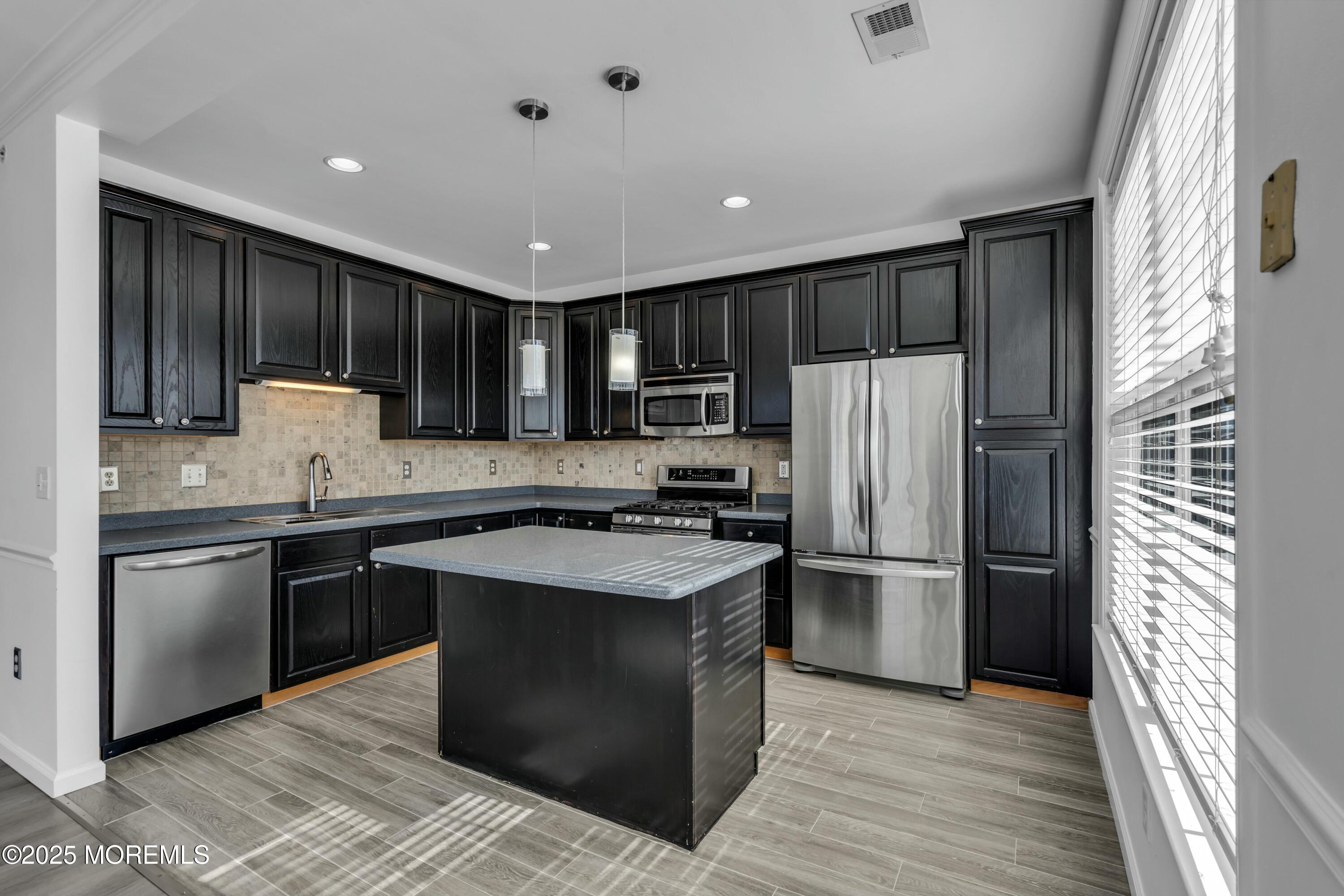 419 Saint Andrews Place, Manalapan, NJ, 07726 image 16