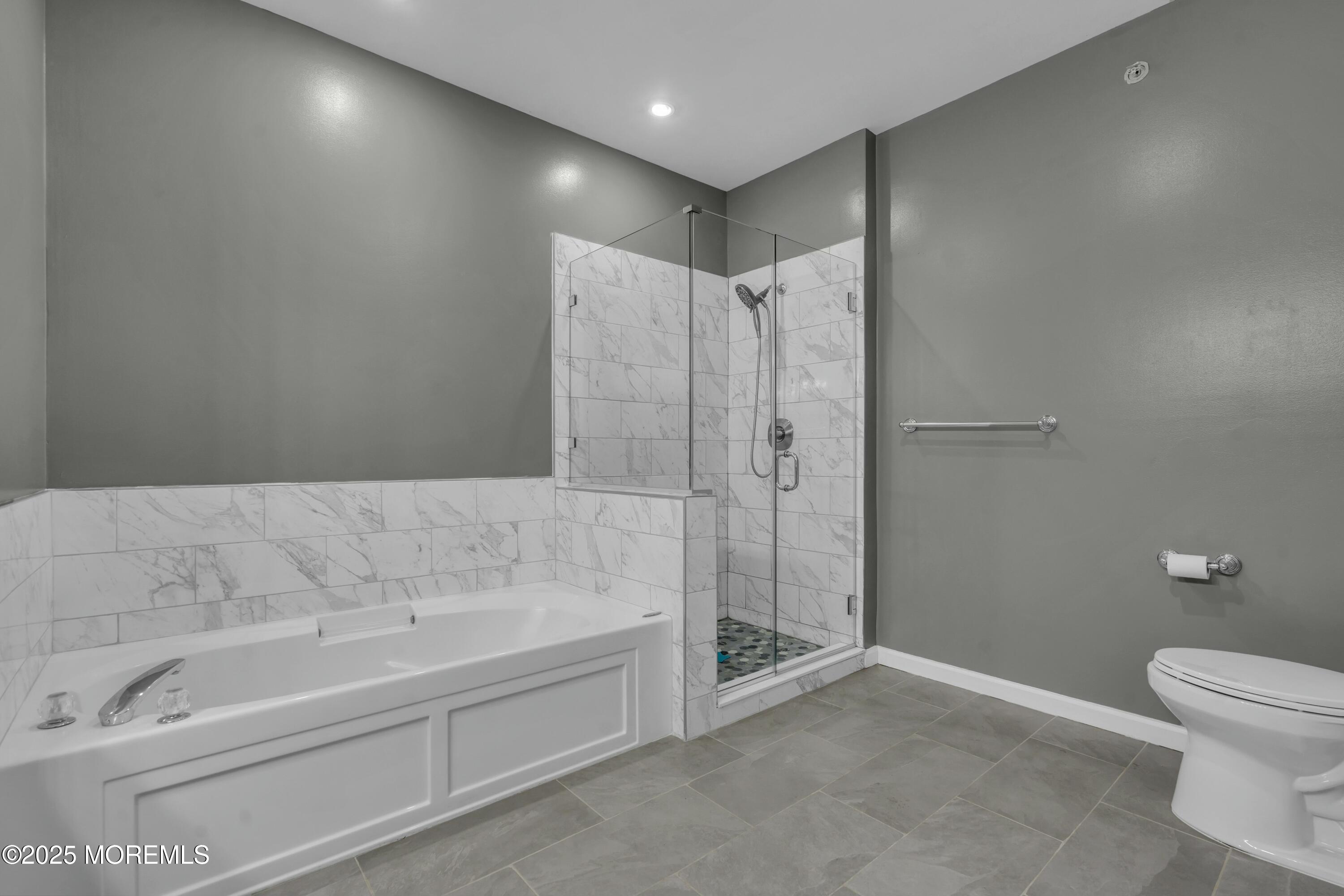 419 Saint Andrews Place, Manalapan, NJ, 07726 image 24