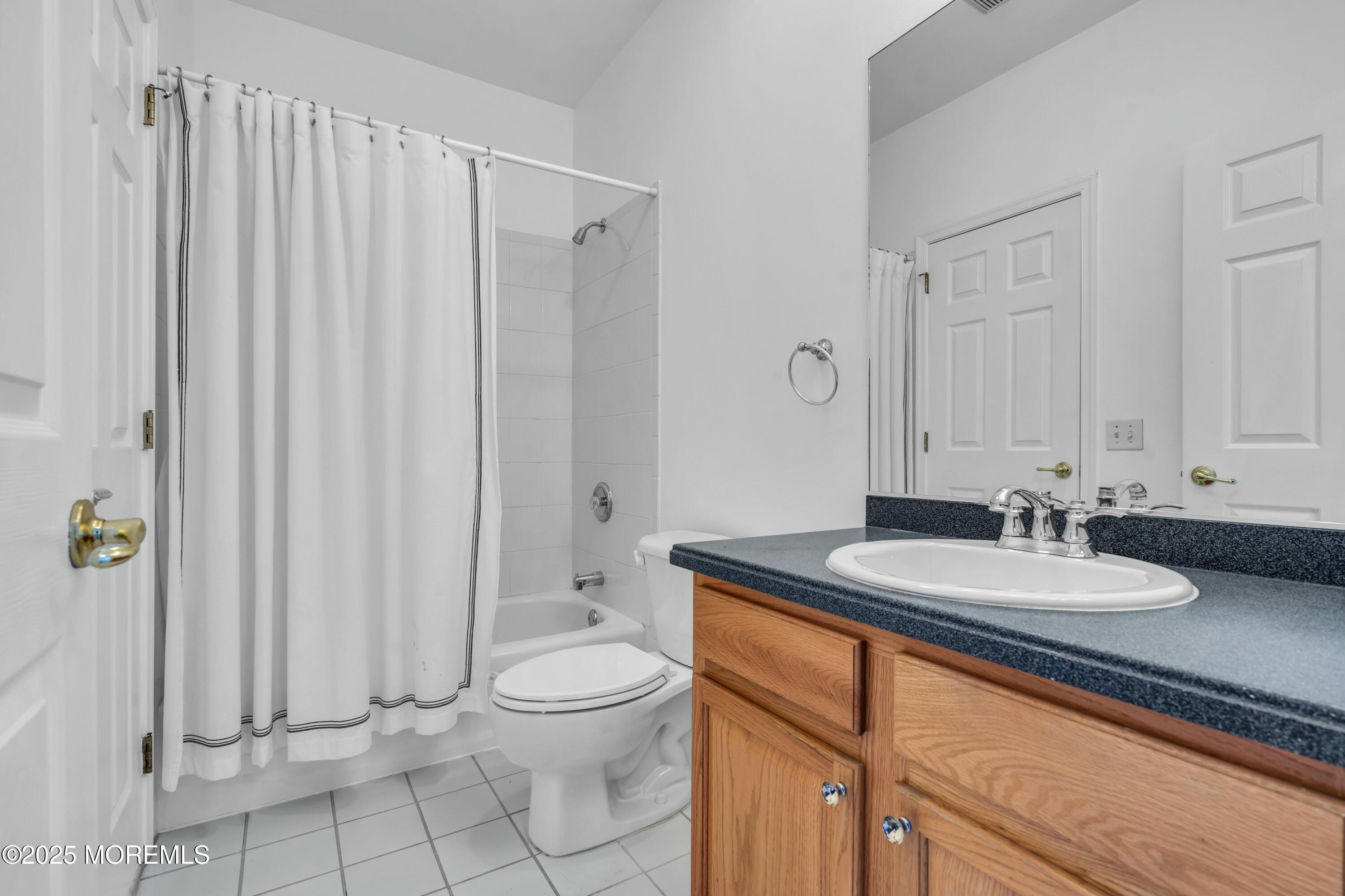 419 Saint Andrews Place, Manalapan, NJ, 07726 image 28