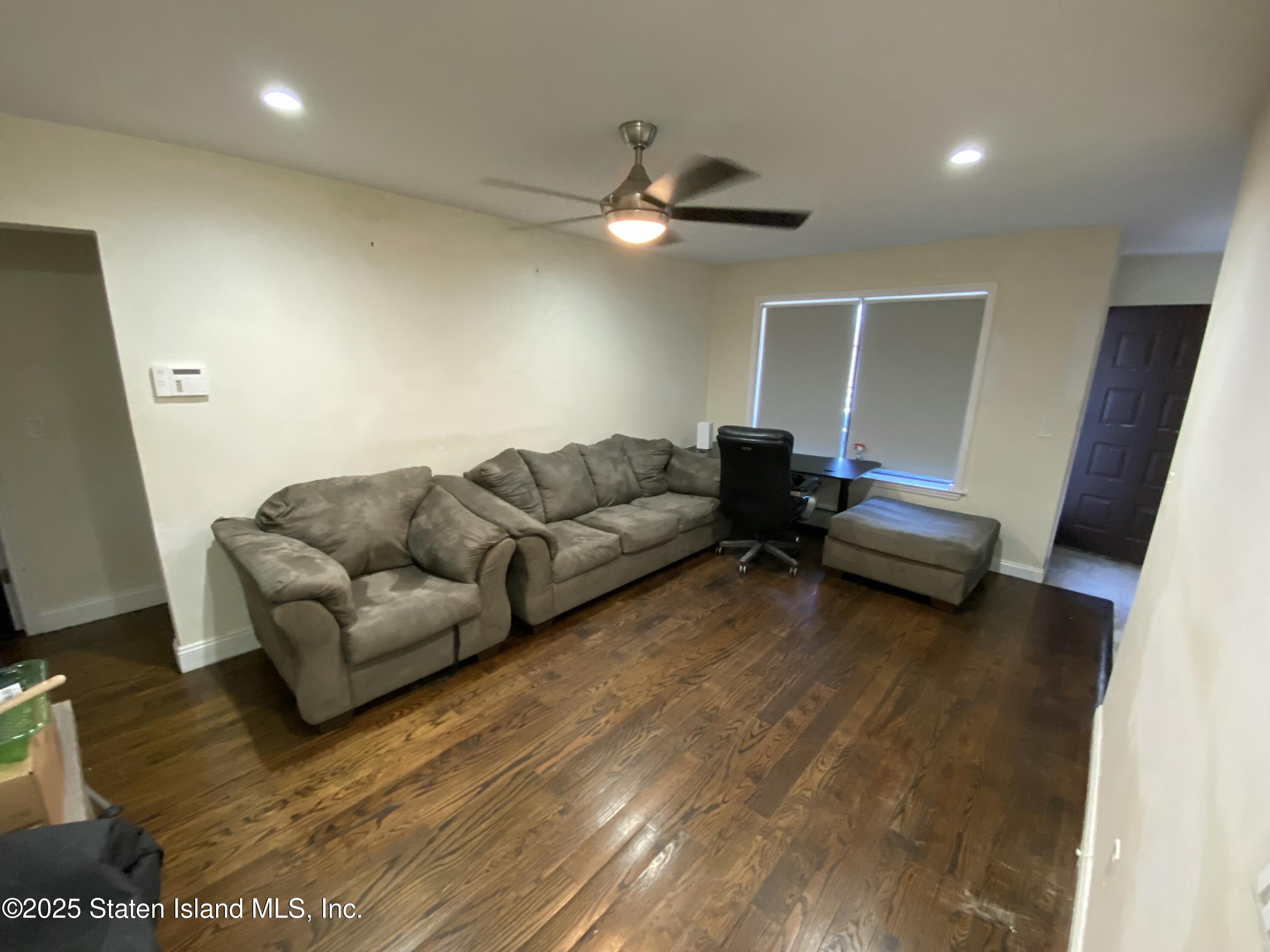 127 Devon Loop, Staten Island, NY, 10314 image 6
