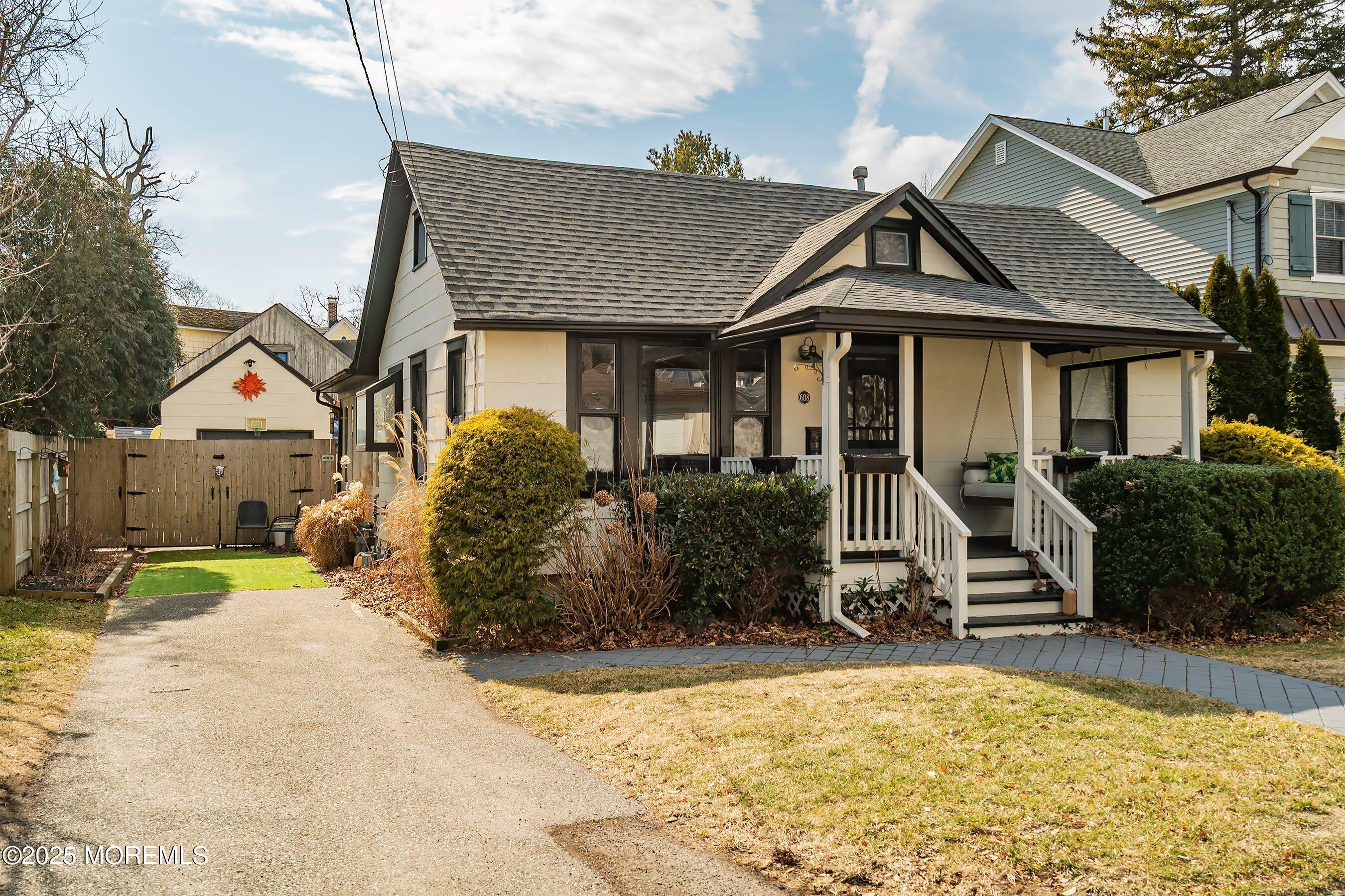 608 Beechwood Avenue, West Allenhurst, NJ, 07711