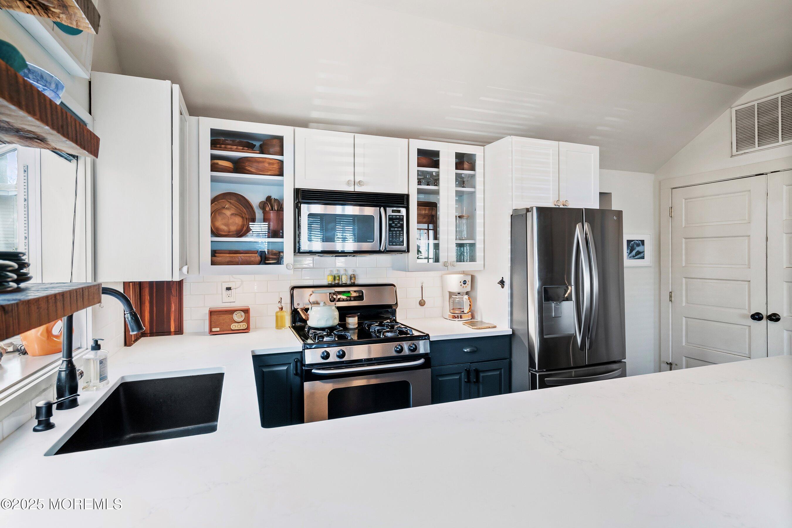 608 Beechwood Avenue, West Allenhurst, NJ, 07711 image 15