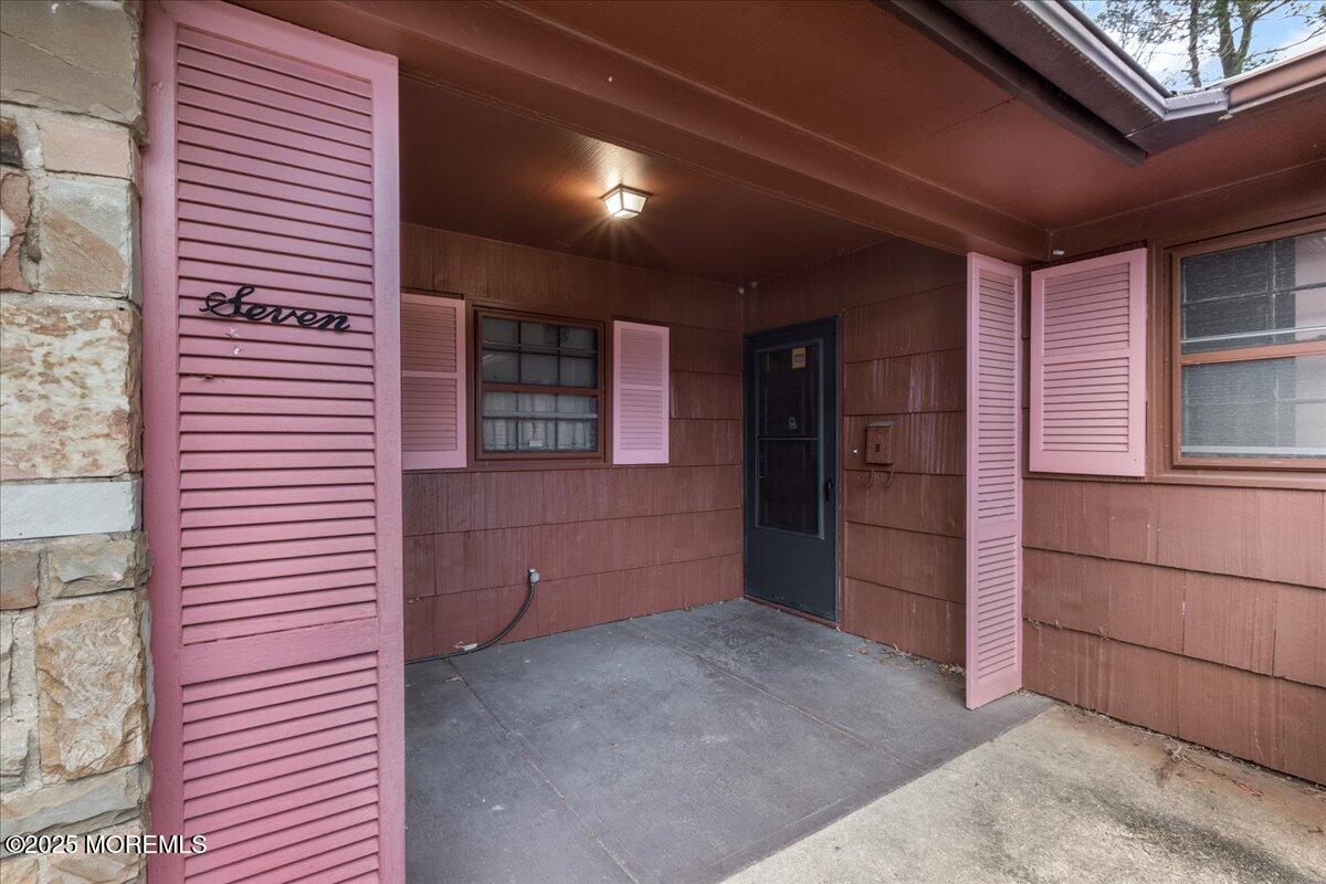 7 Opal Place, Aberdeen, NJ, 07747