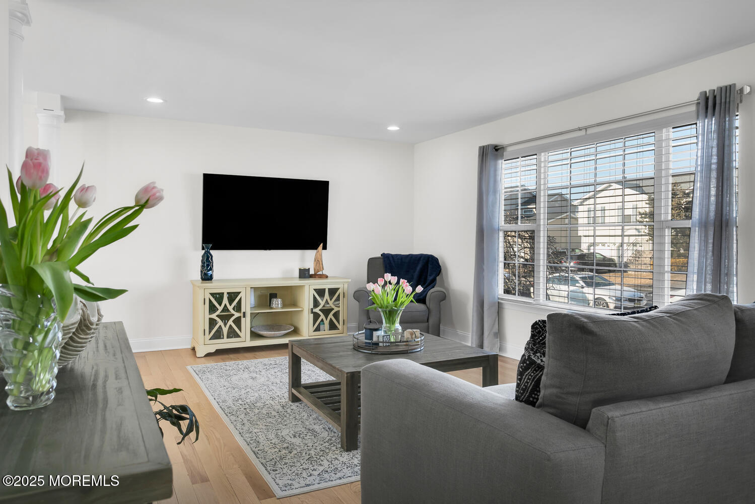 16 Deborah Lane Image 3