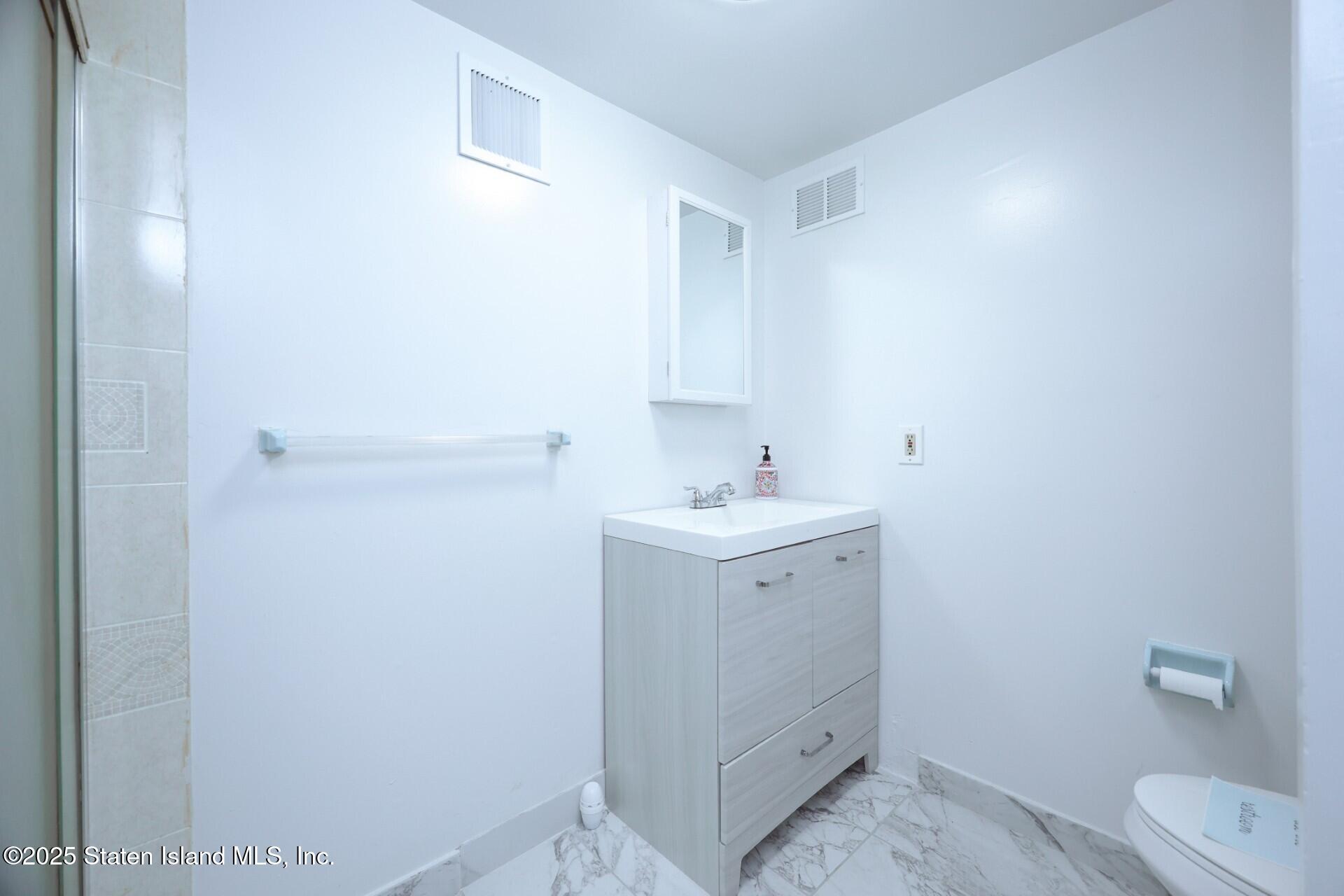 22 Girard Street, Staten Island, NY, 10307 image 8