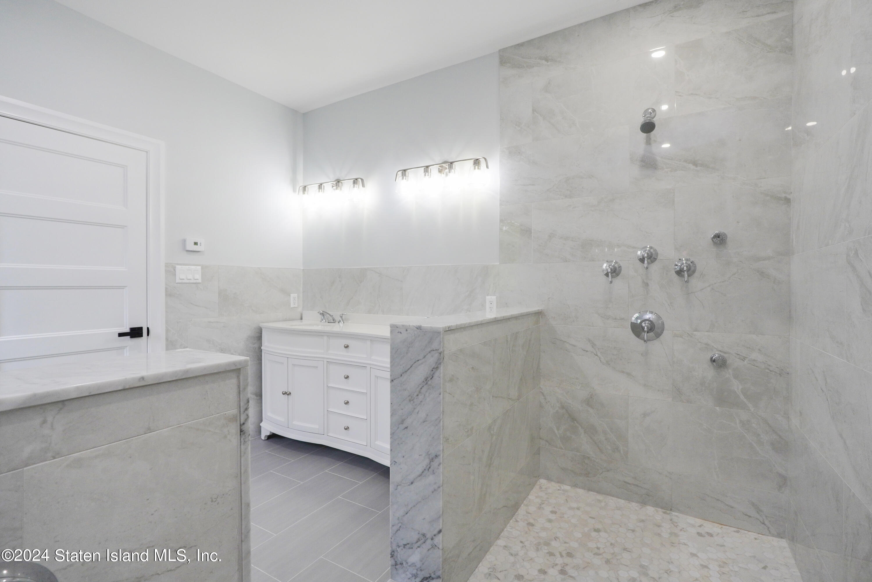 16 Dole Street, Staten Island, NY, 10312 image 28