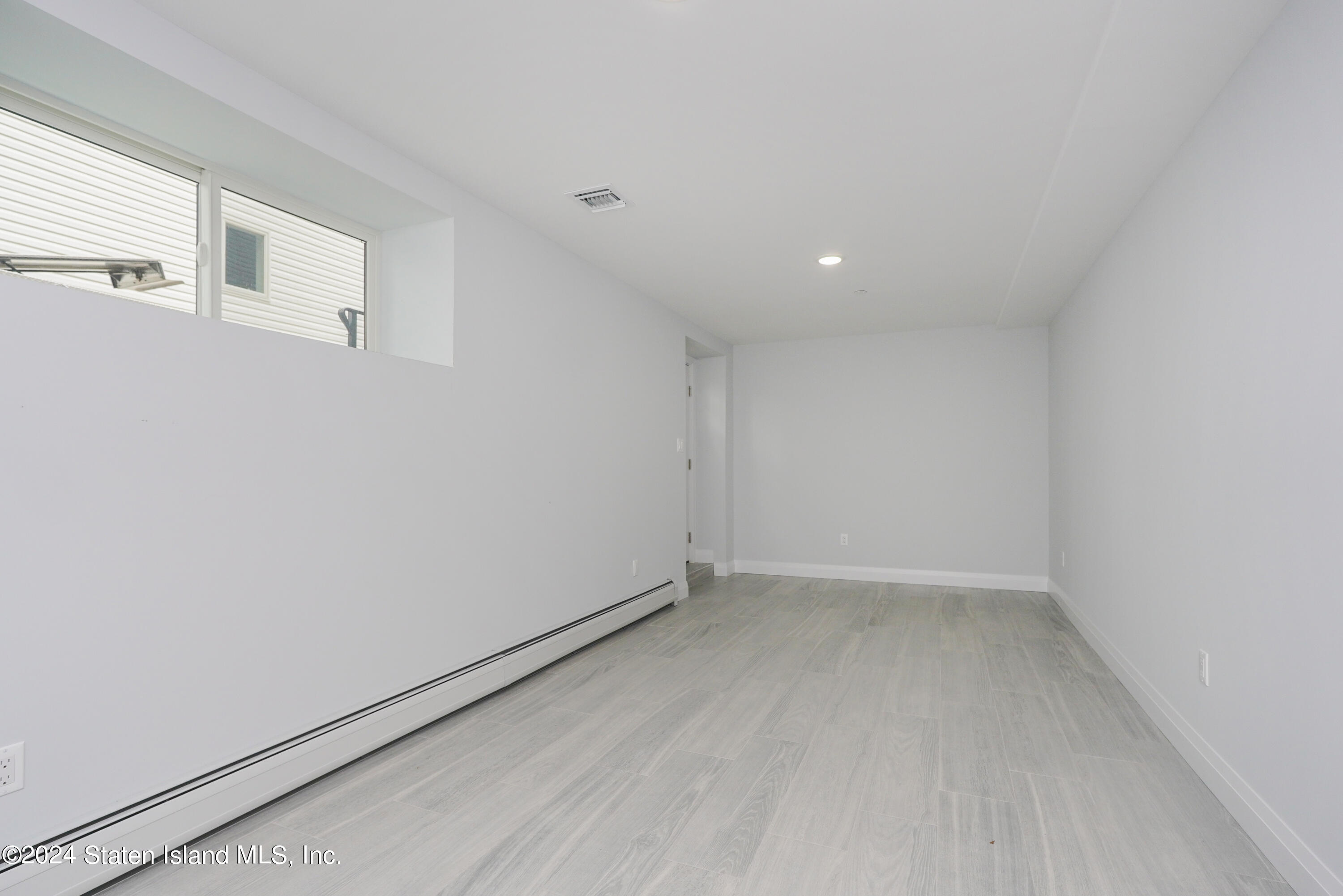 16 Dole Street, Staten Island, NY, 10312 image 39