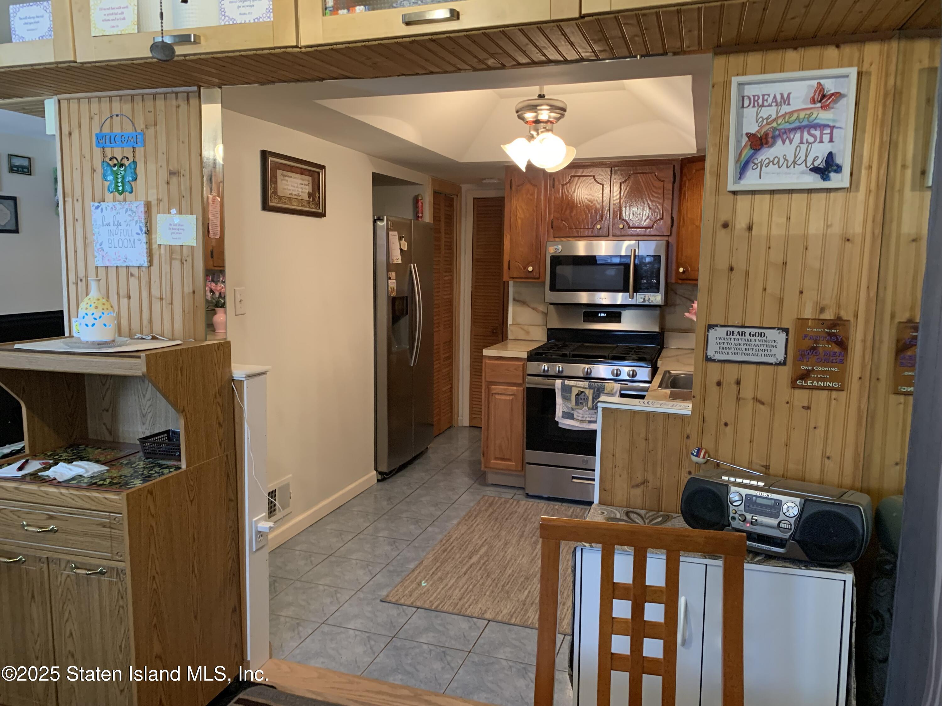 167 Parkview Loop, Staten Island, NY, 10314 image 12