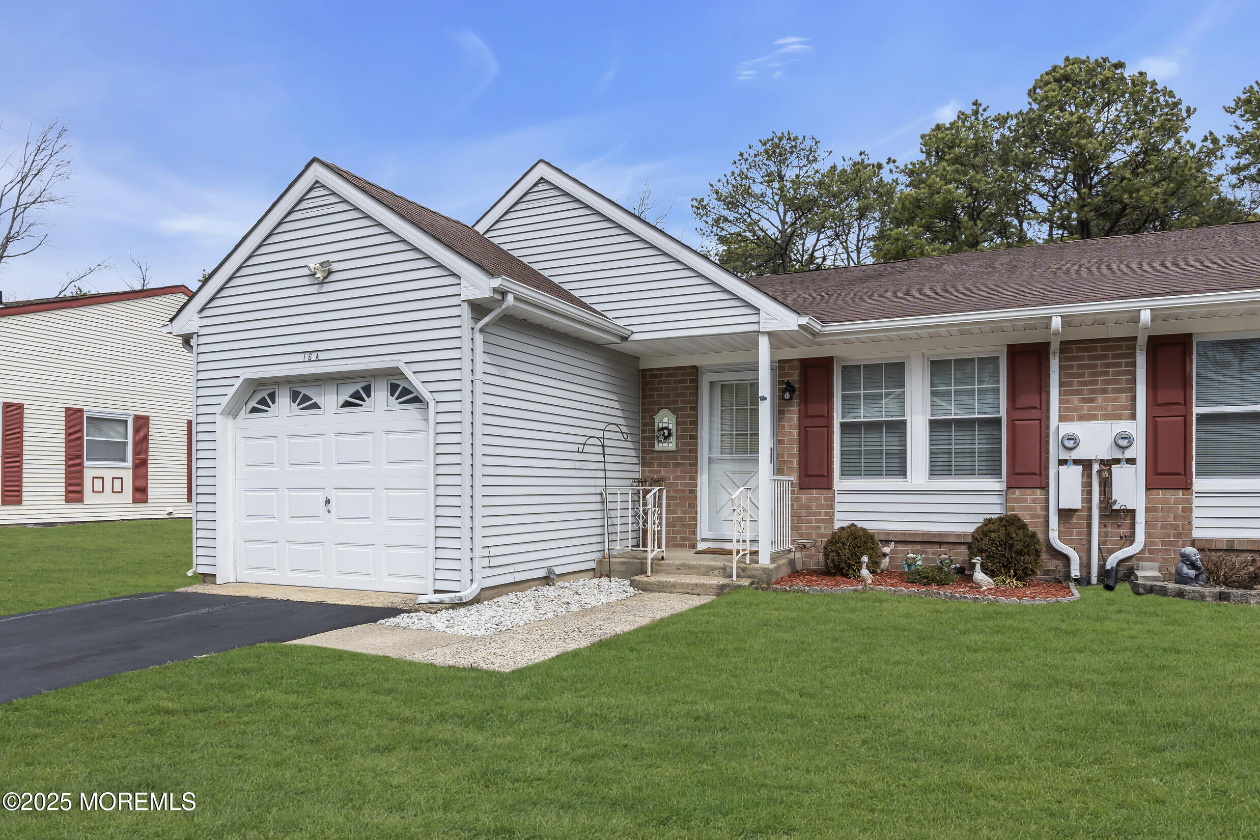 16 Easton Drive A Image 5